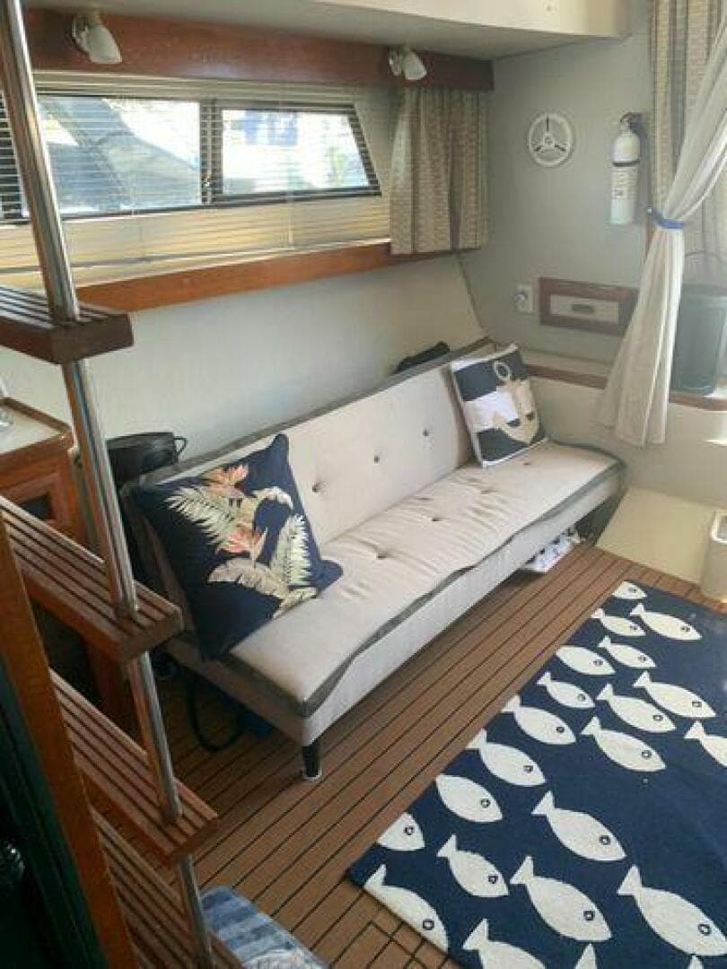 1990 Carver Mariner 3297 — photo 16