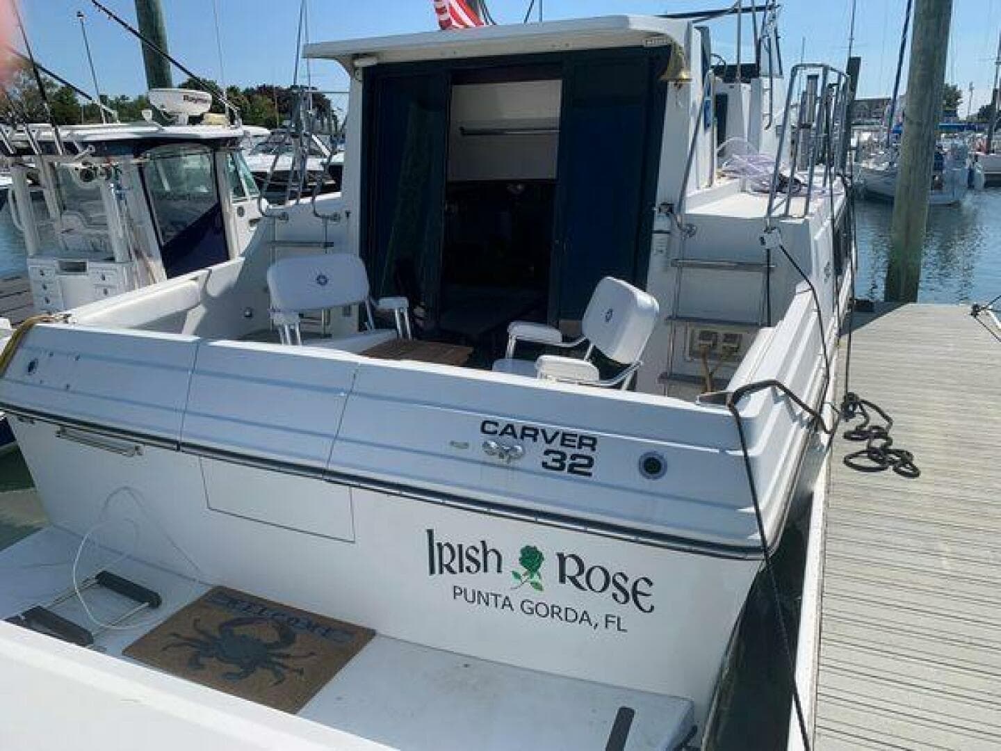 1990 Carver Mariner 3297 — photo 2