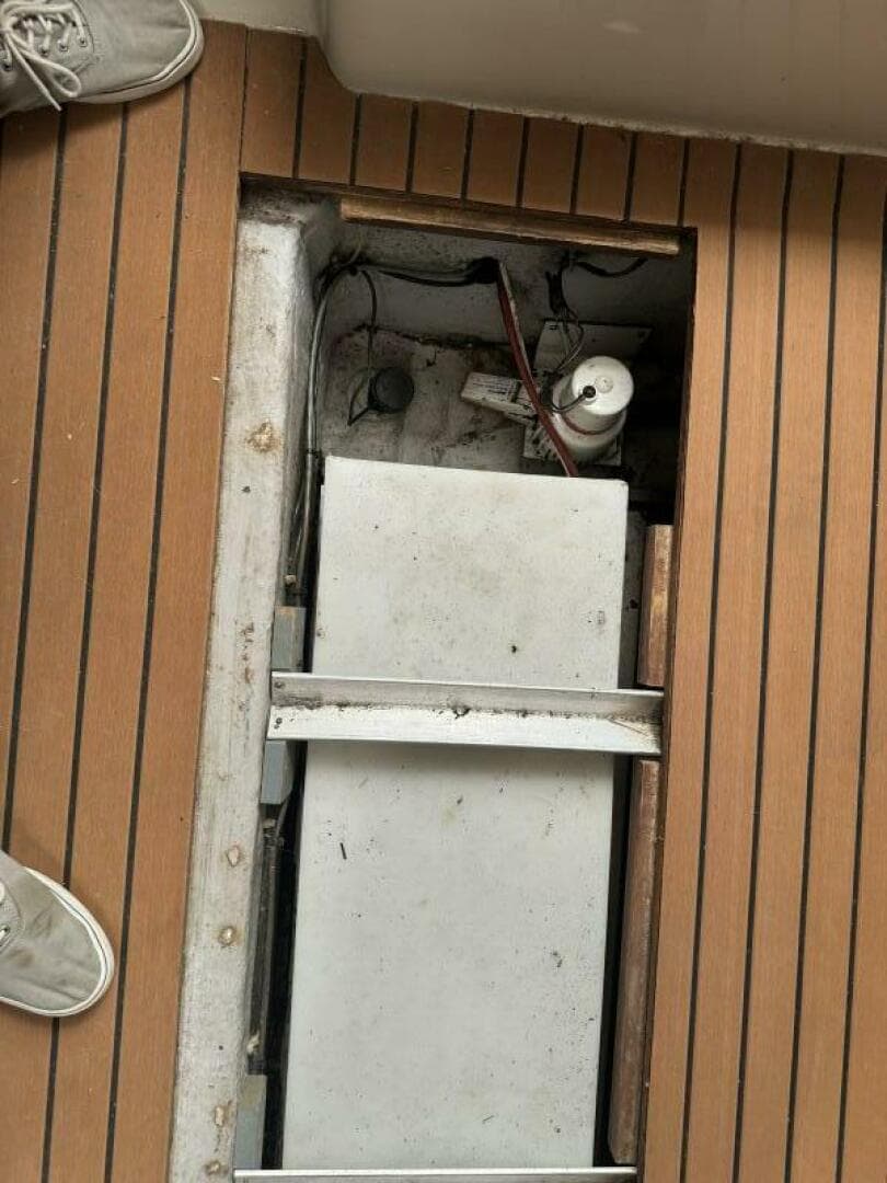 1990 Carver Mariner 3297 — photo 19