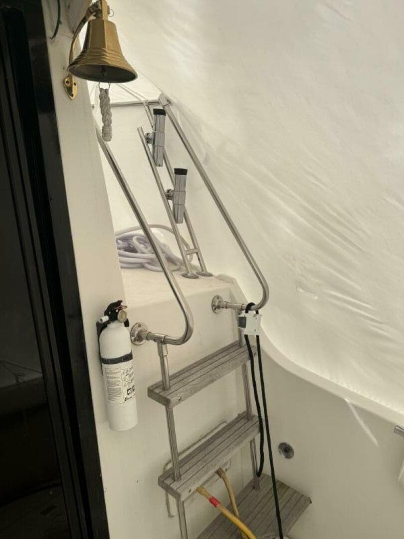 1990 Carver Mariner 3297 — photo 9