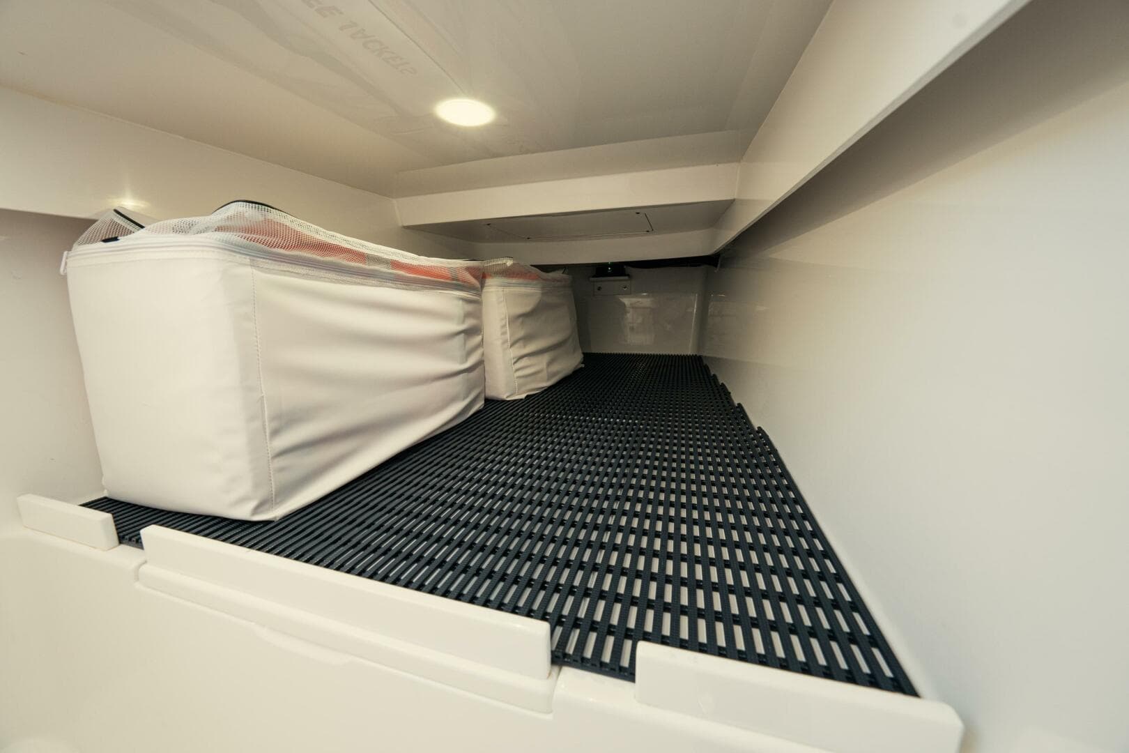 2024 Valhalla Boatworks V-37 — photo 18