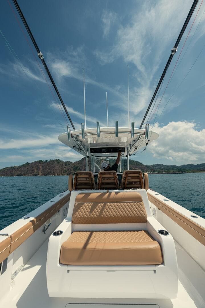 2024 Valhalla Boatworks V-37 — photo 19