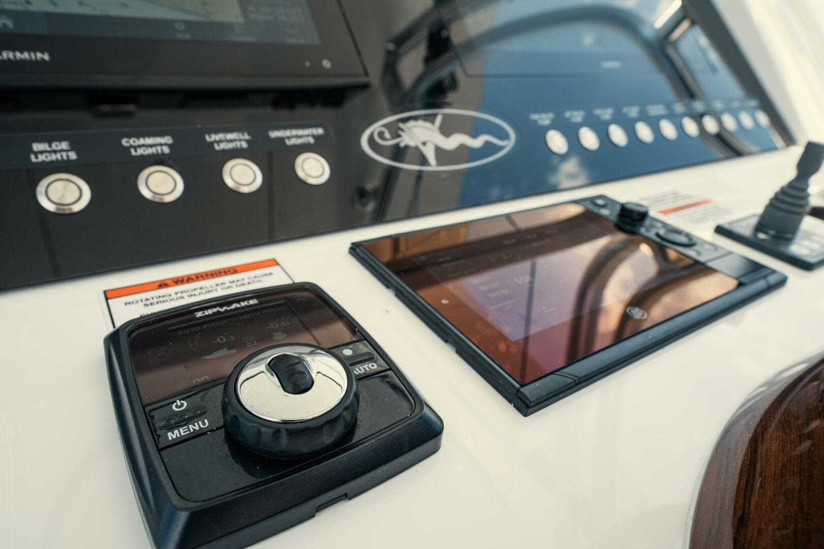 2024 Valhalla Boatworks V-37 — photo 10