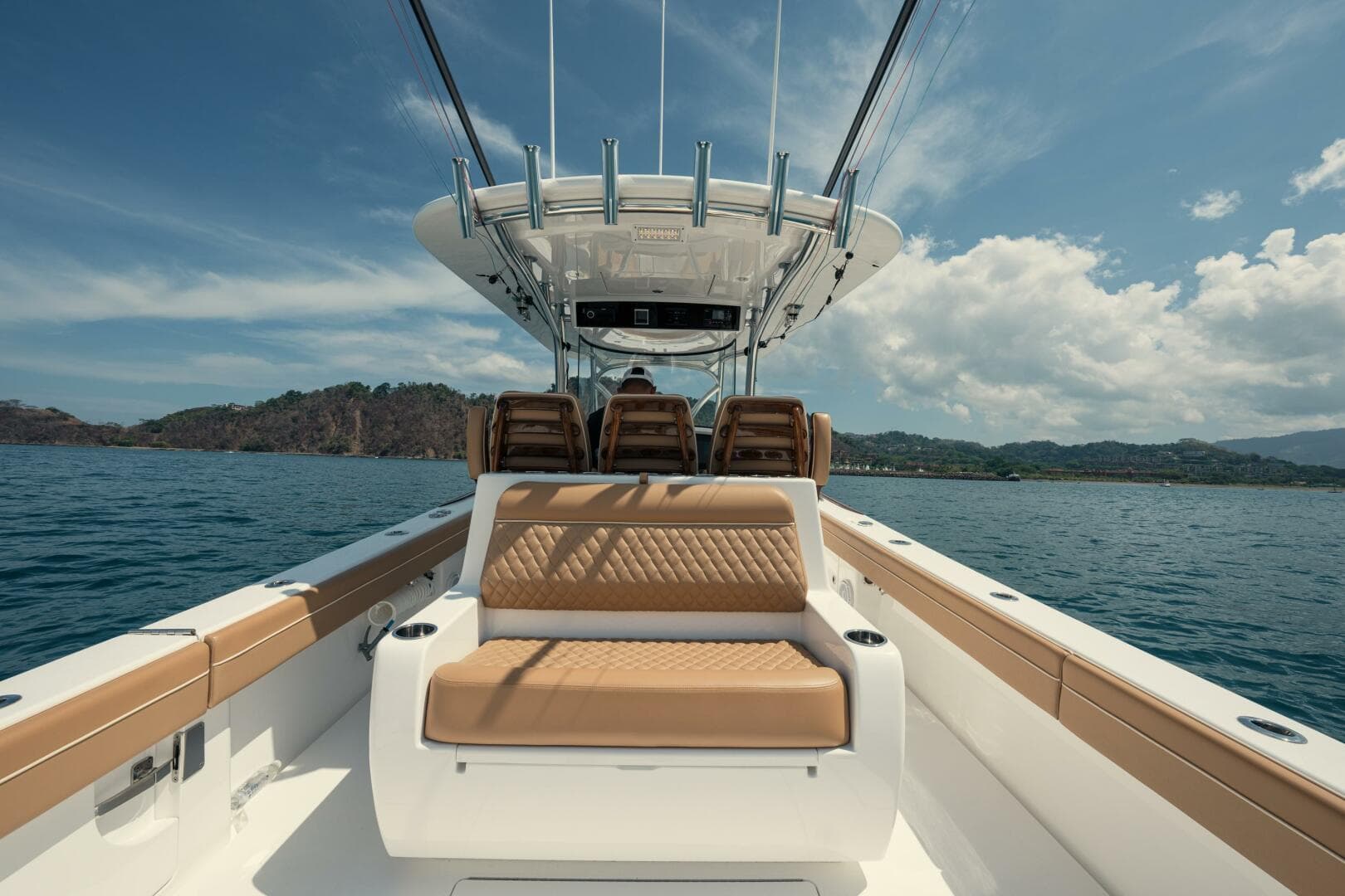 2024 Valhalla Boatworks V-37 — photo 4