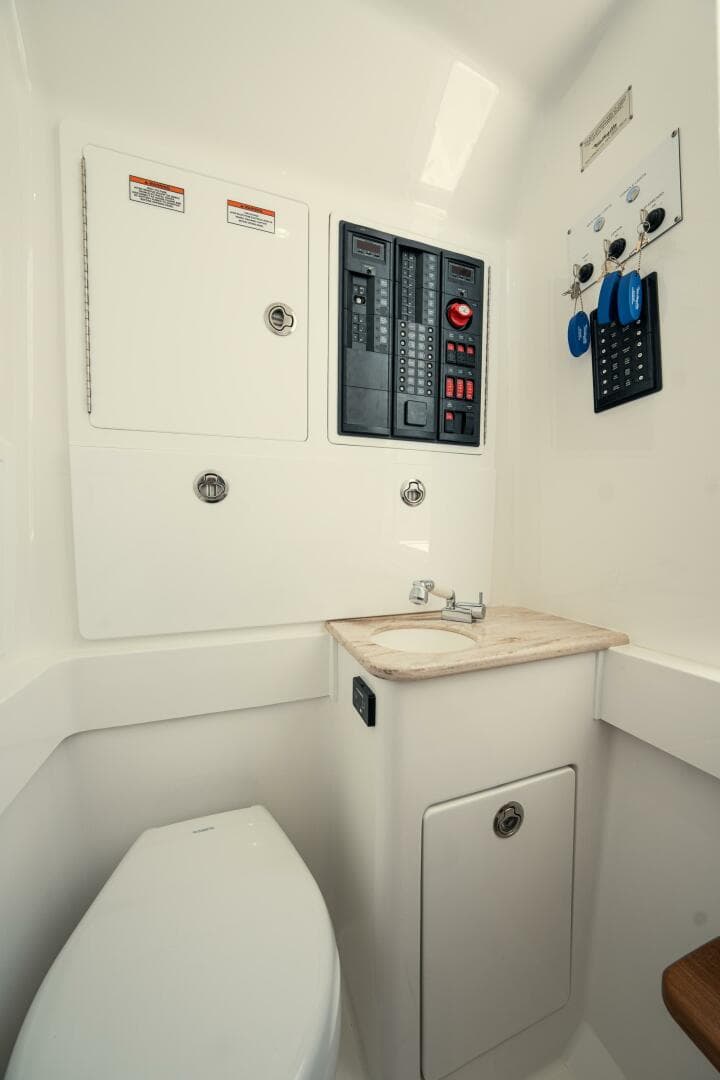 2024 Valhalla Boatworks V-37 — photo 17