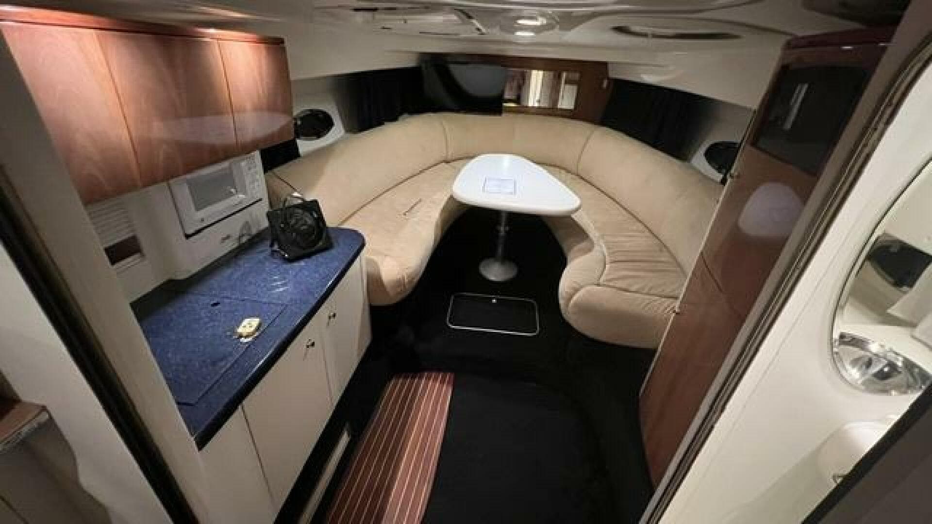 2003 Cranchi Endurance 39 — photo 14