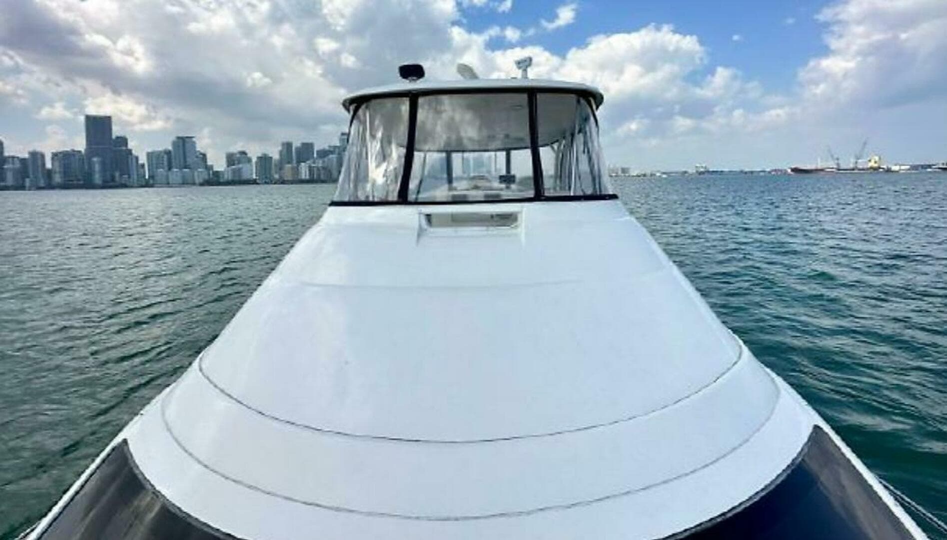 2005 Sea Ray 550 Sedan Bridge — photo 21