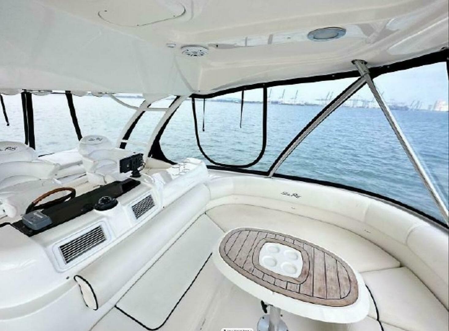 2005 Sea Ray 550 Sedan Bridge — photo 11