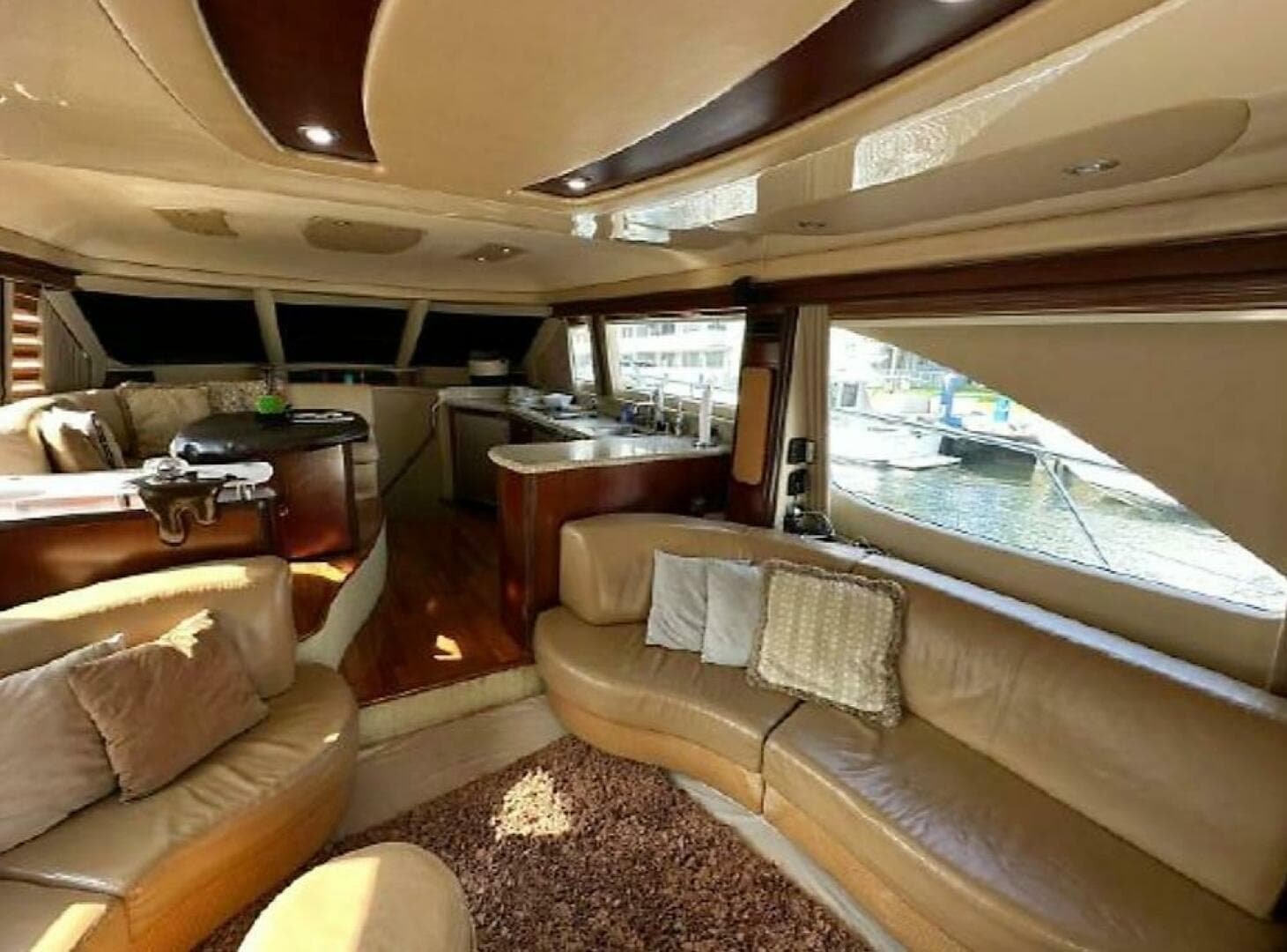 2005 Sea Ray 550 Sedan Bridge — photo 13