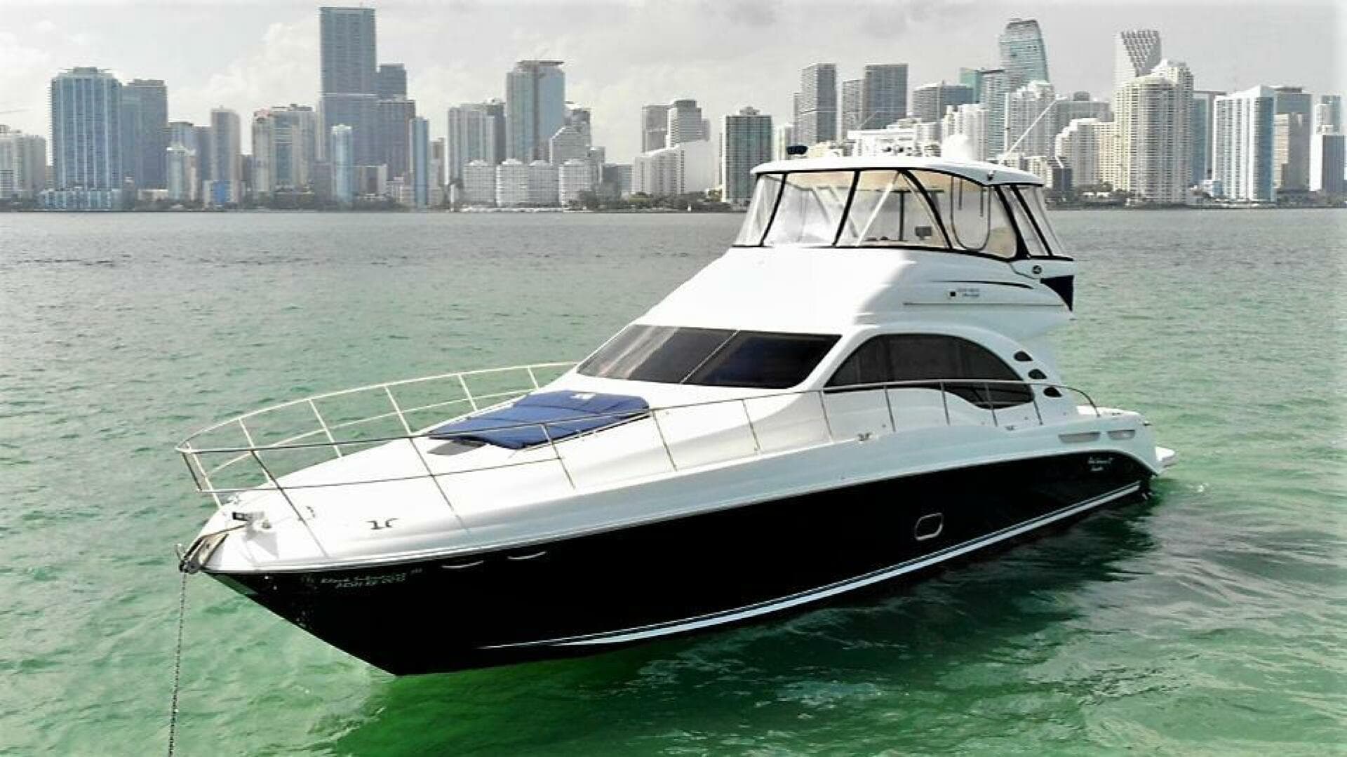 2005 Sea Ray 550 Sedan Bridge — photo 1