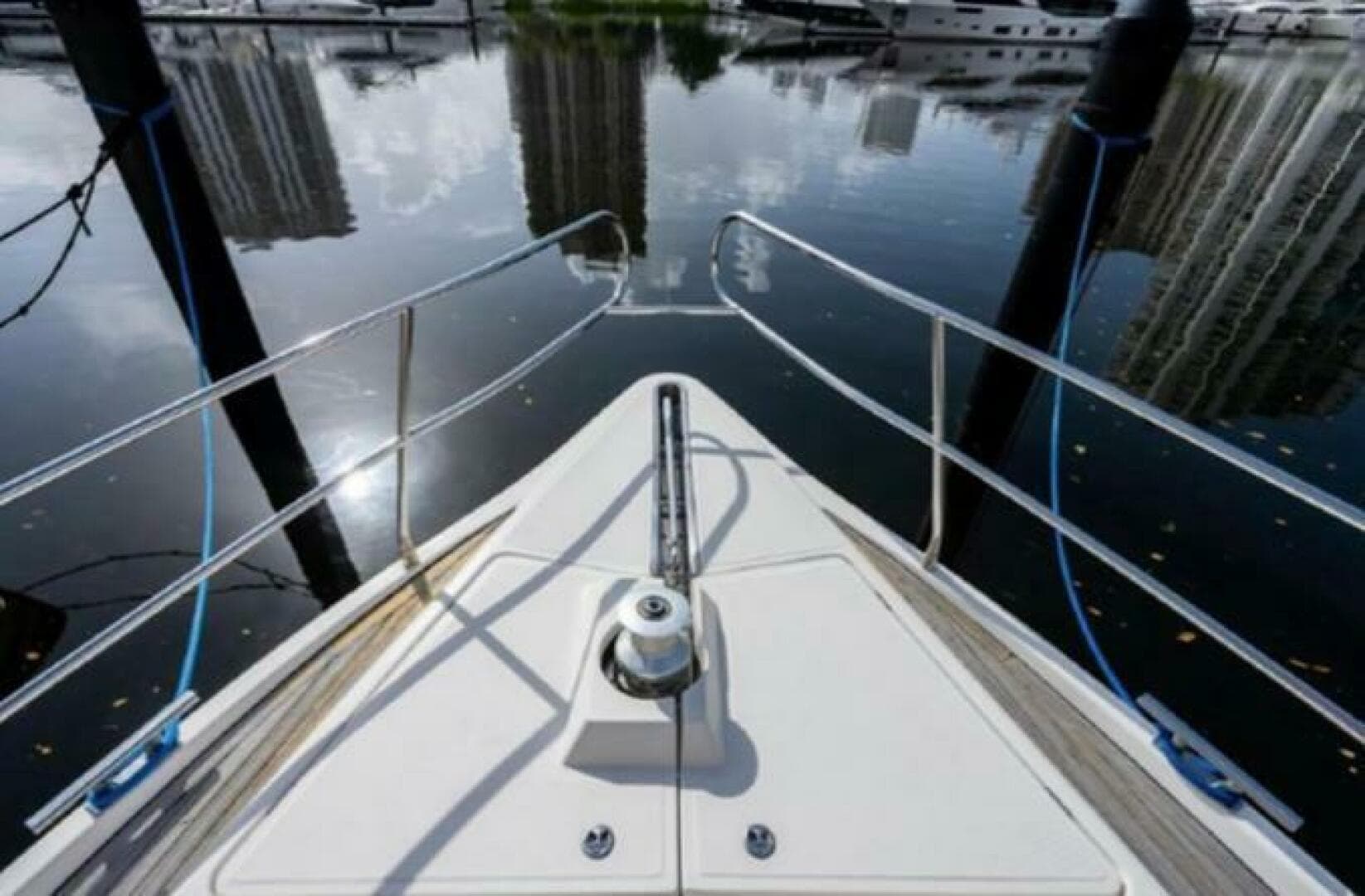 2004 Rodman 41 — photo 8