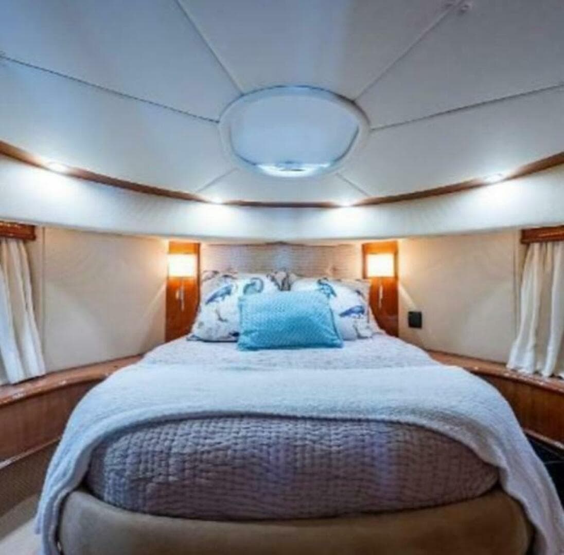 2004 Rodman 41 — photo 12