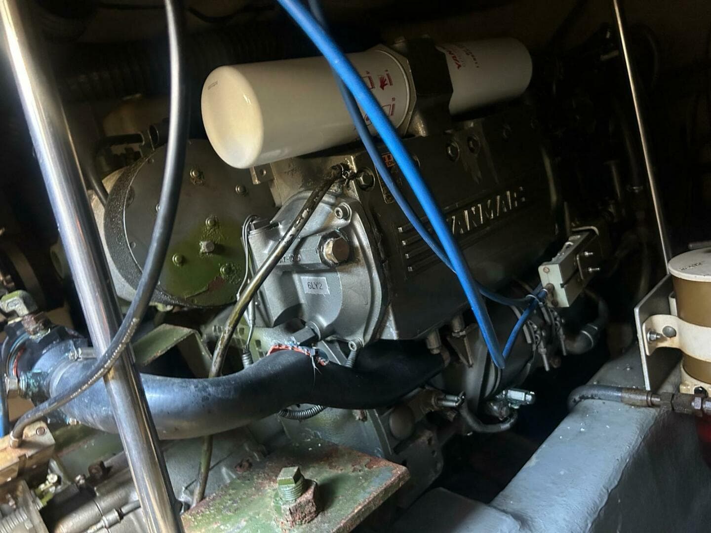 2004 Rodman 41 — photo 19