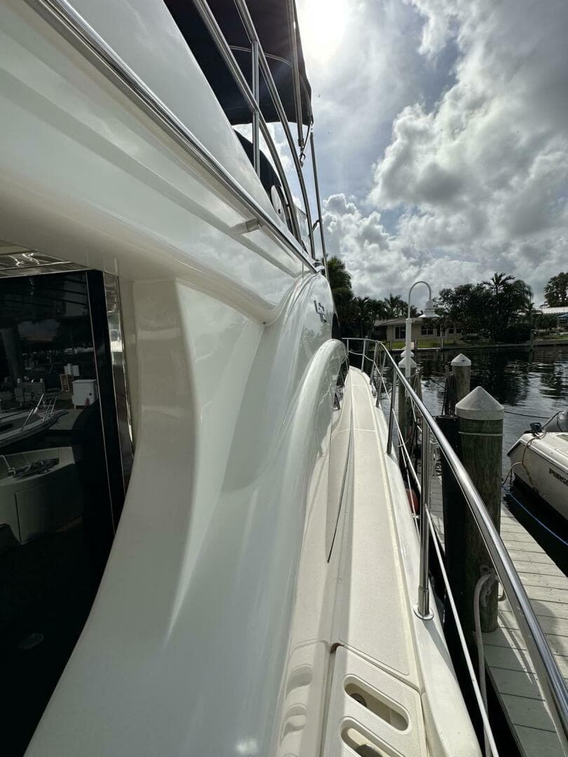 2004 Azimut 42 — photo 36