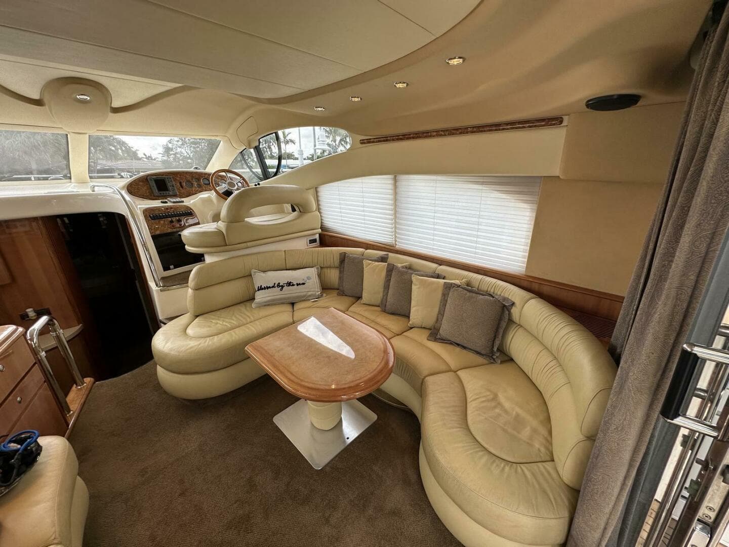 2004 Azimut 42 — photo 12