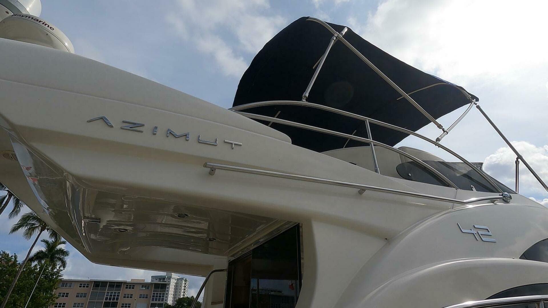 2004 Azimut 42 — photo 39