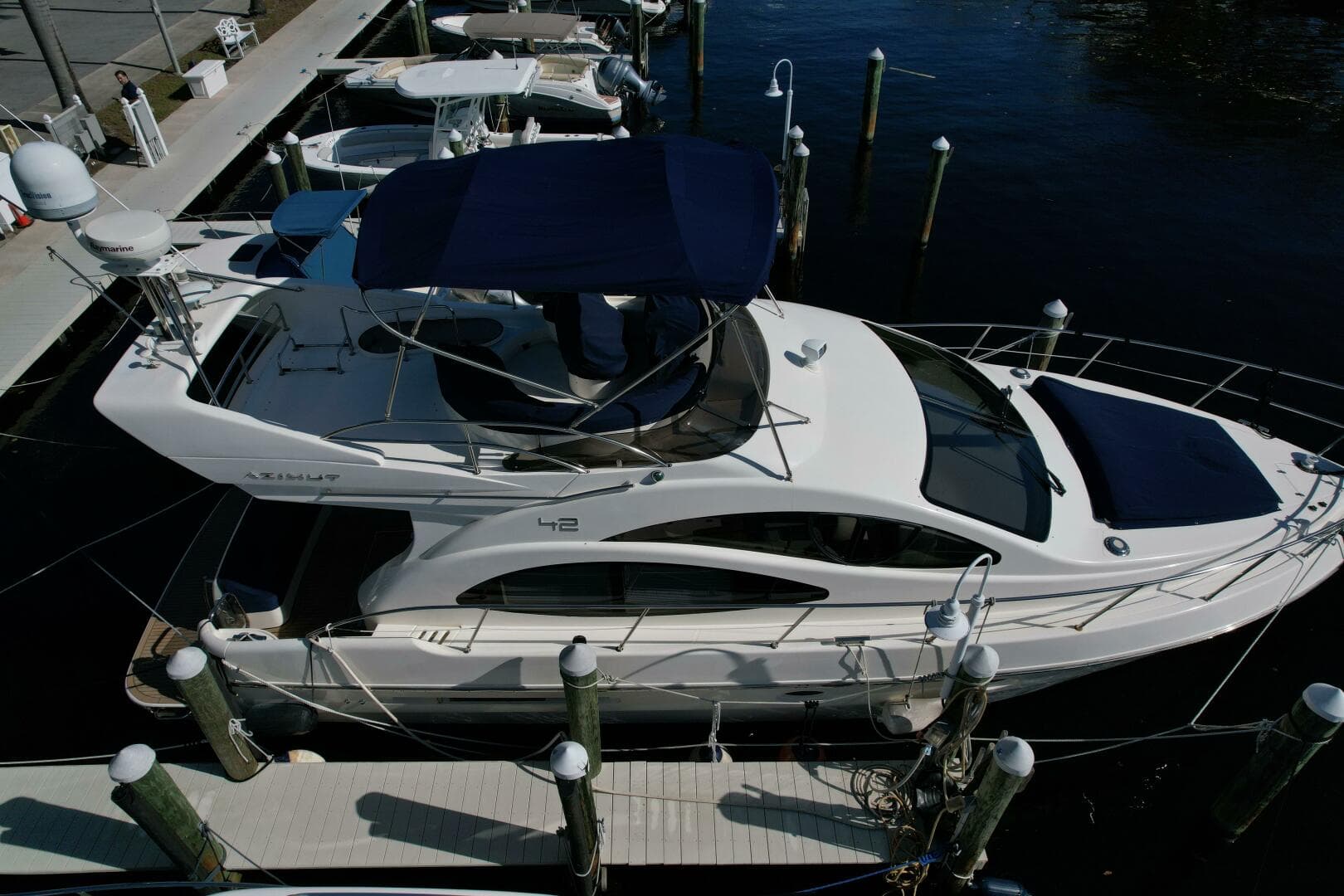 2004 Azimut 42 — photo 2