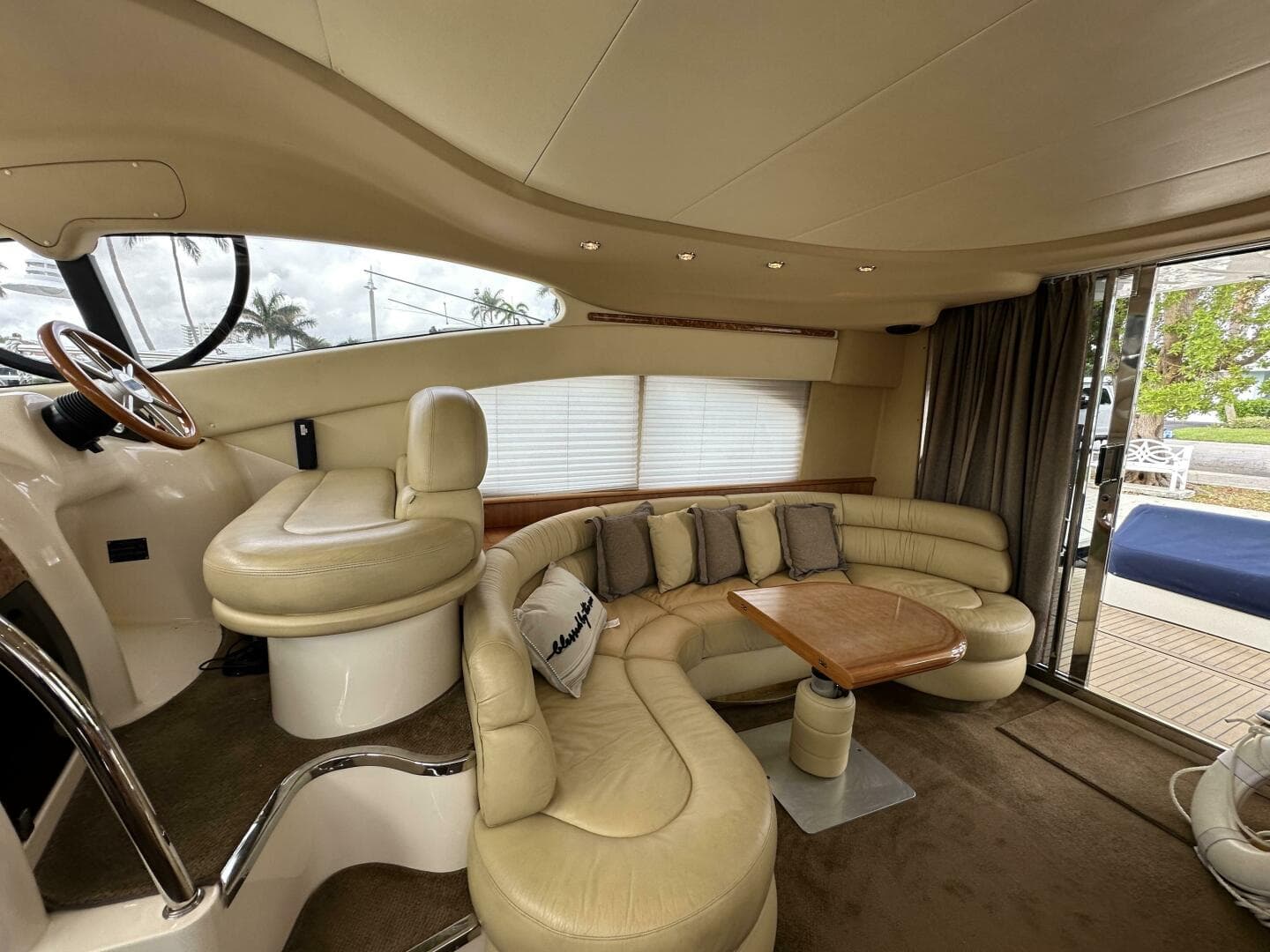 2004 Azimut 42 — photo 9