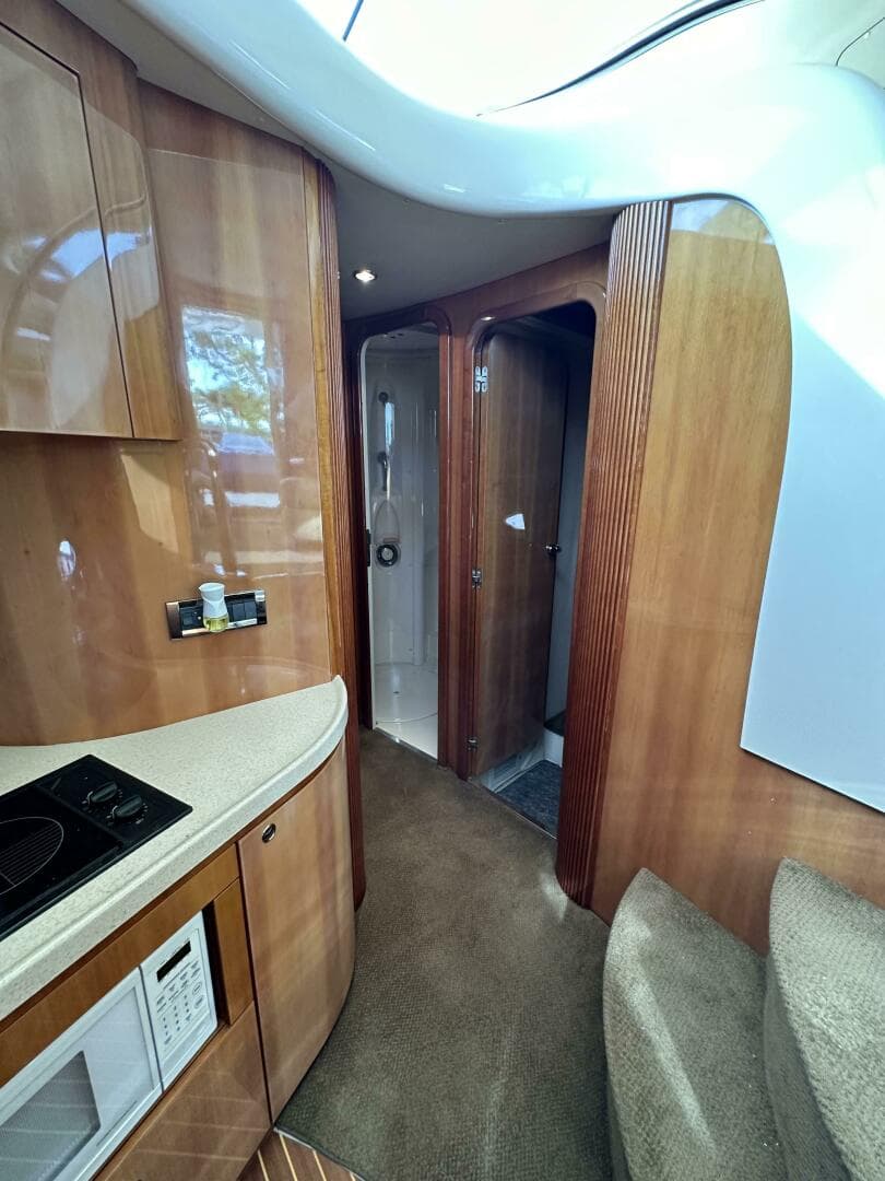 2004 Azimut 42 — photo 21