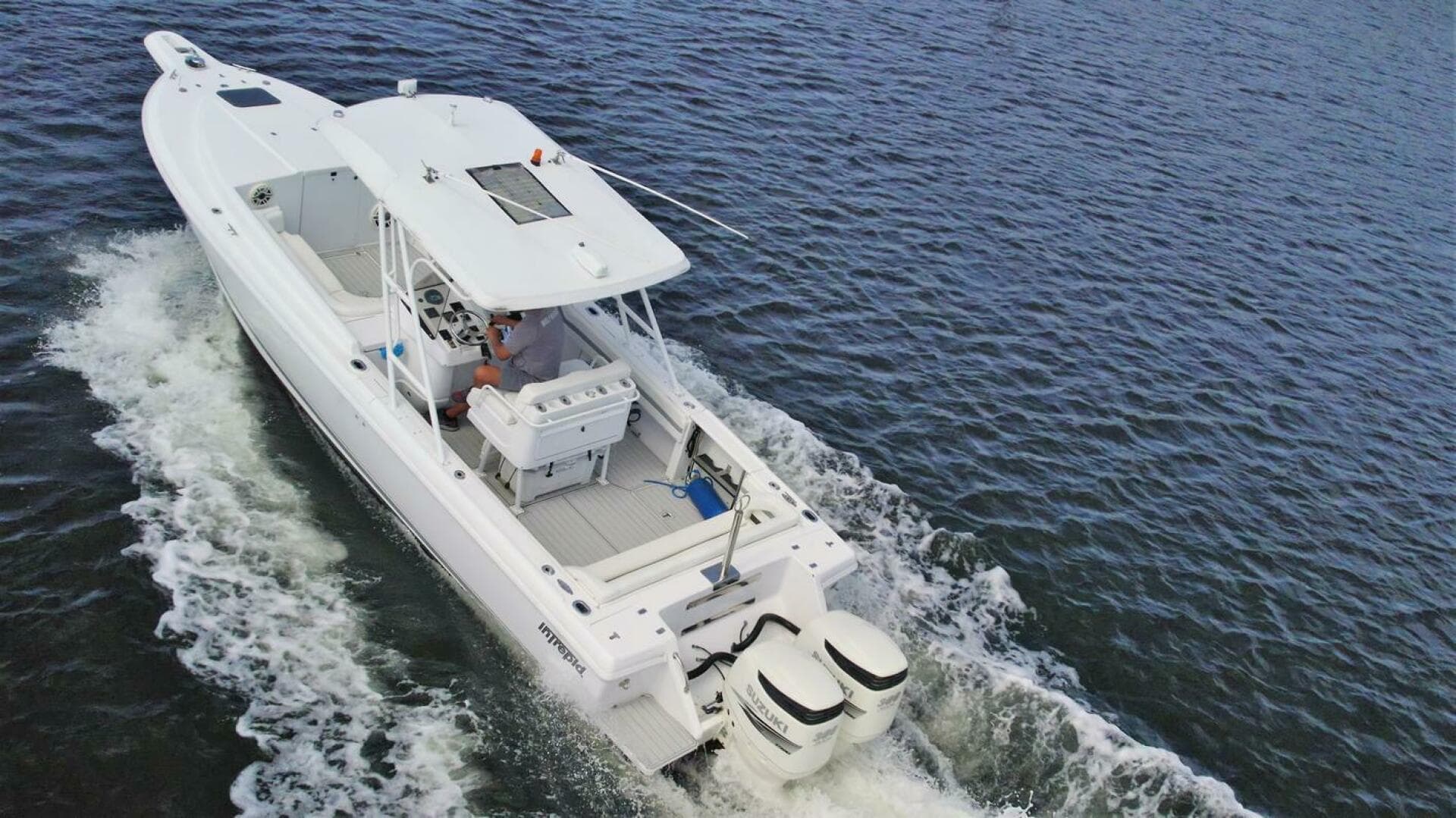 2003 Intrepid 32 — photo 43