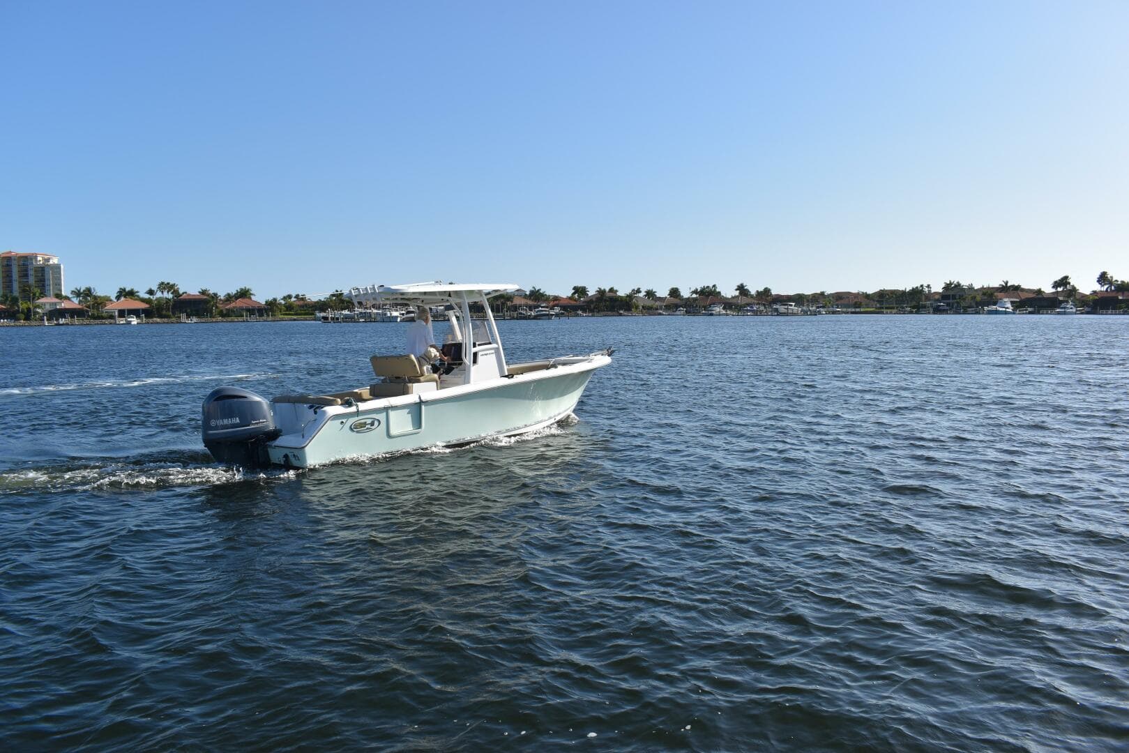2017 Sea Hunt 235 SE — photo 16