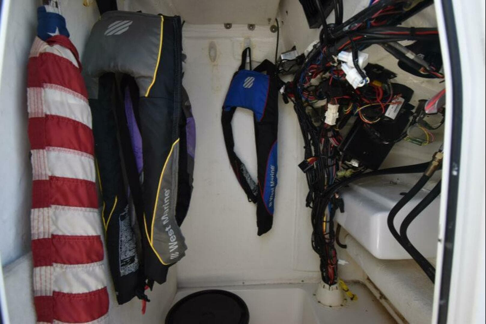 2017 Sea Hunt 235 SE — photo 12