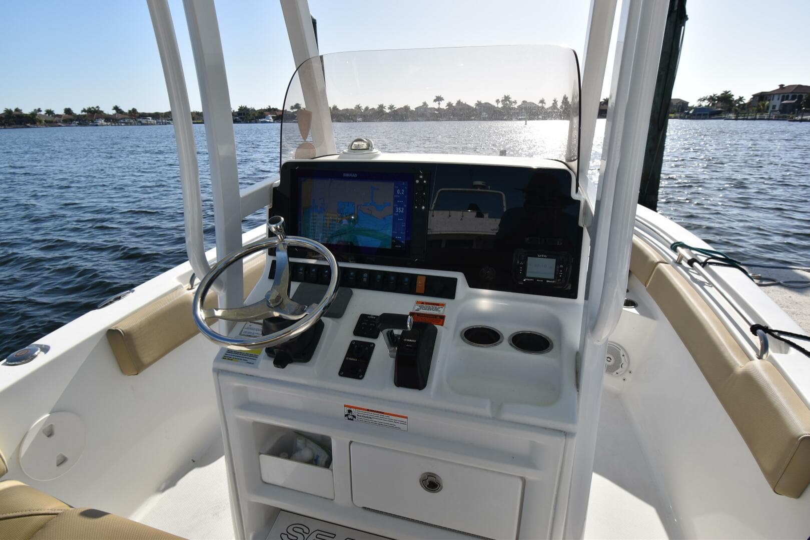 2017 Sea Hunt 235 SE — photo 5