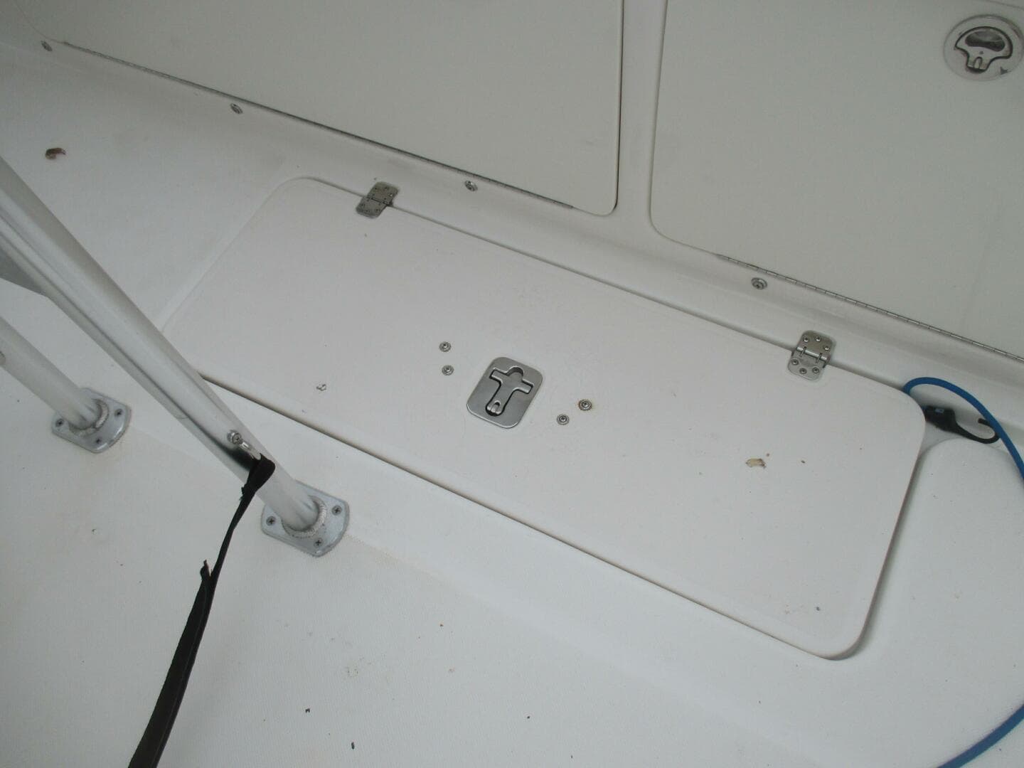 2006 Century 2600 — photo 24