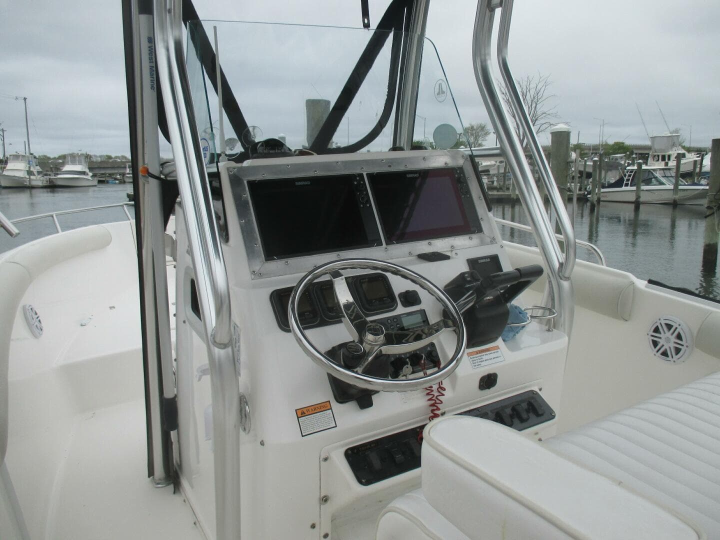 2006 Century 2600 — photo 9