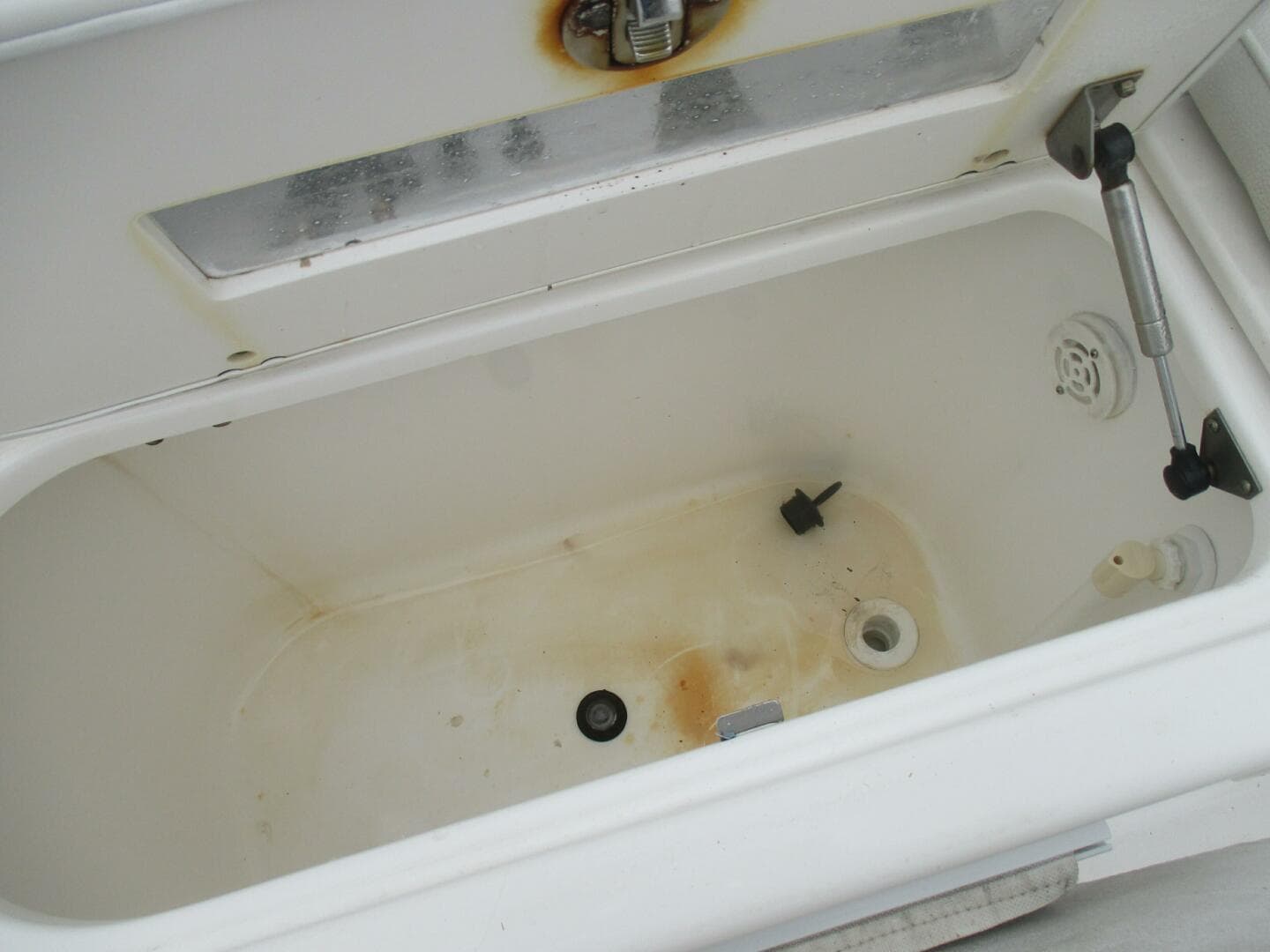 2006 Century 2600 — photo 23