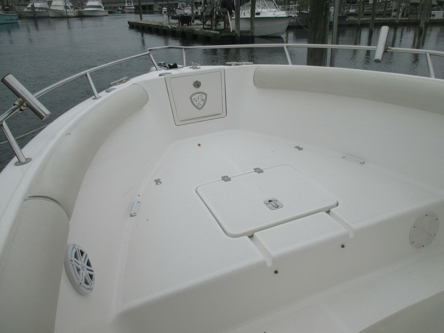 2006 Century 2600 — photo 21