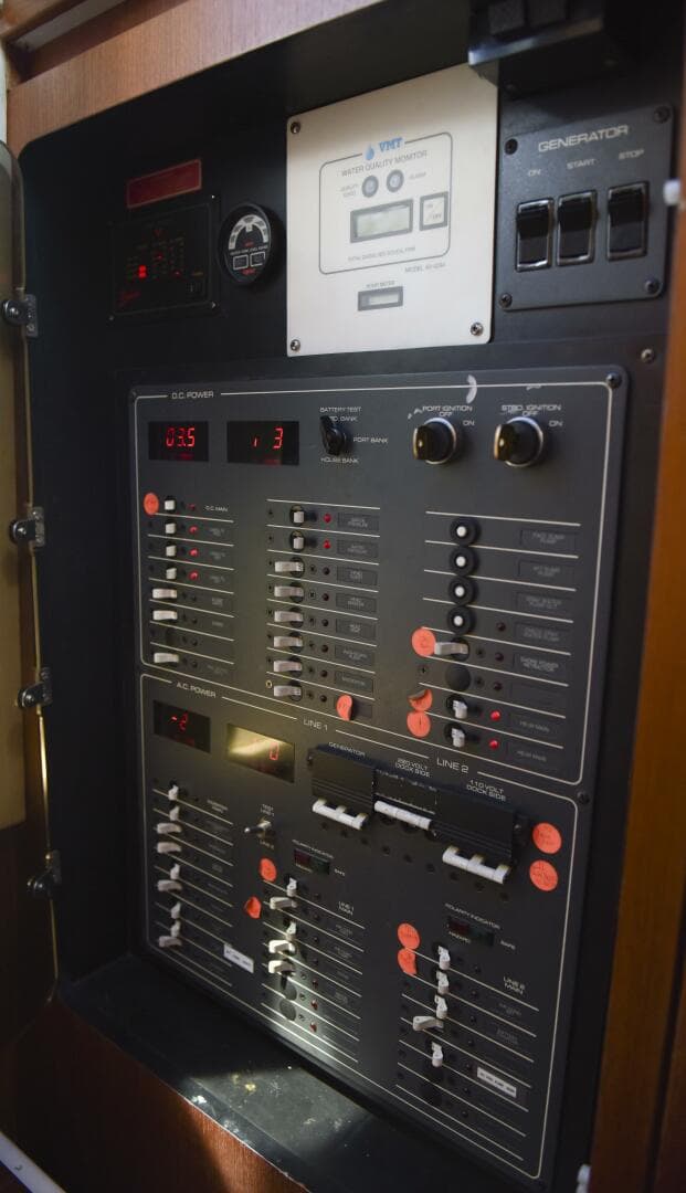 1995 Tiara Yachts 4000 Express — photo 12