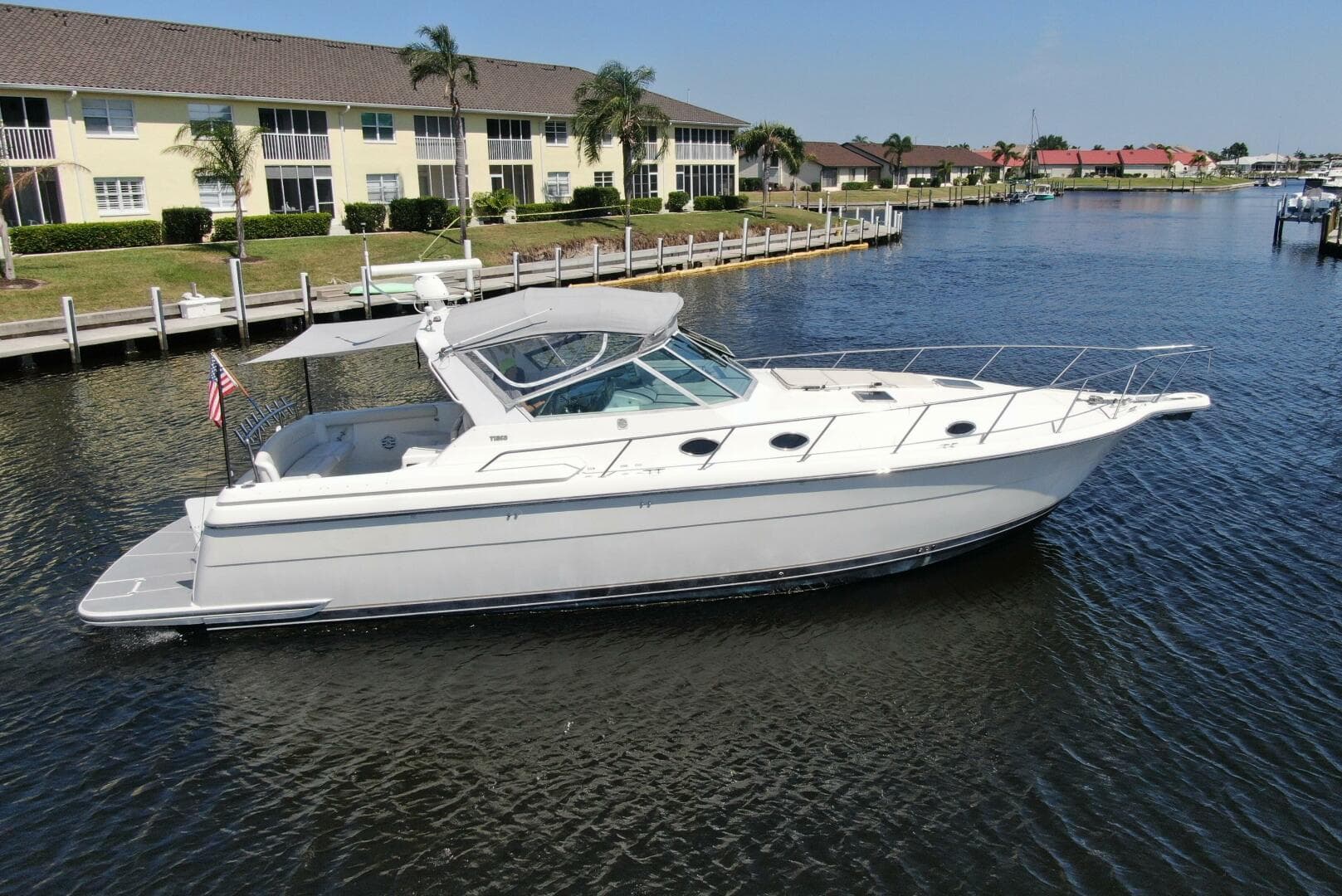 1995 Tiara Yachts 4000 Express — photo 16