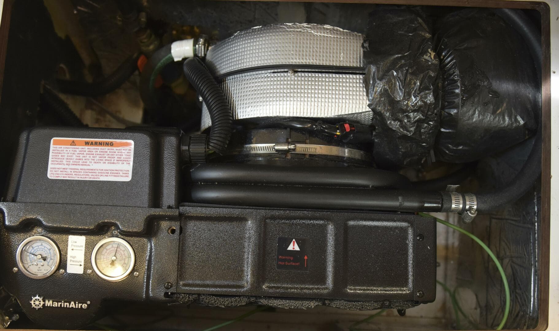 1995 Tiara Yachts 4000 Express — photo 13