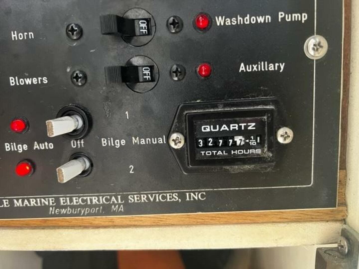 1975 Bertram 31 — photo 22