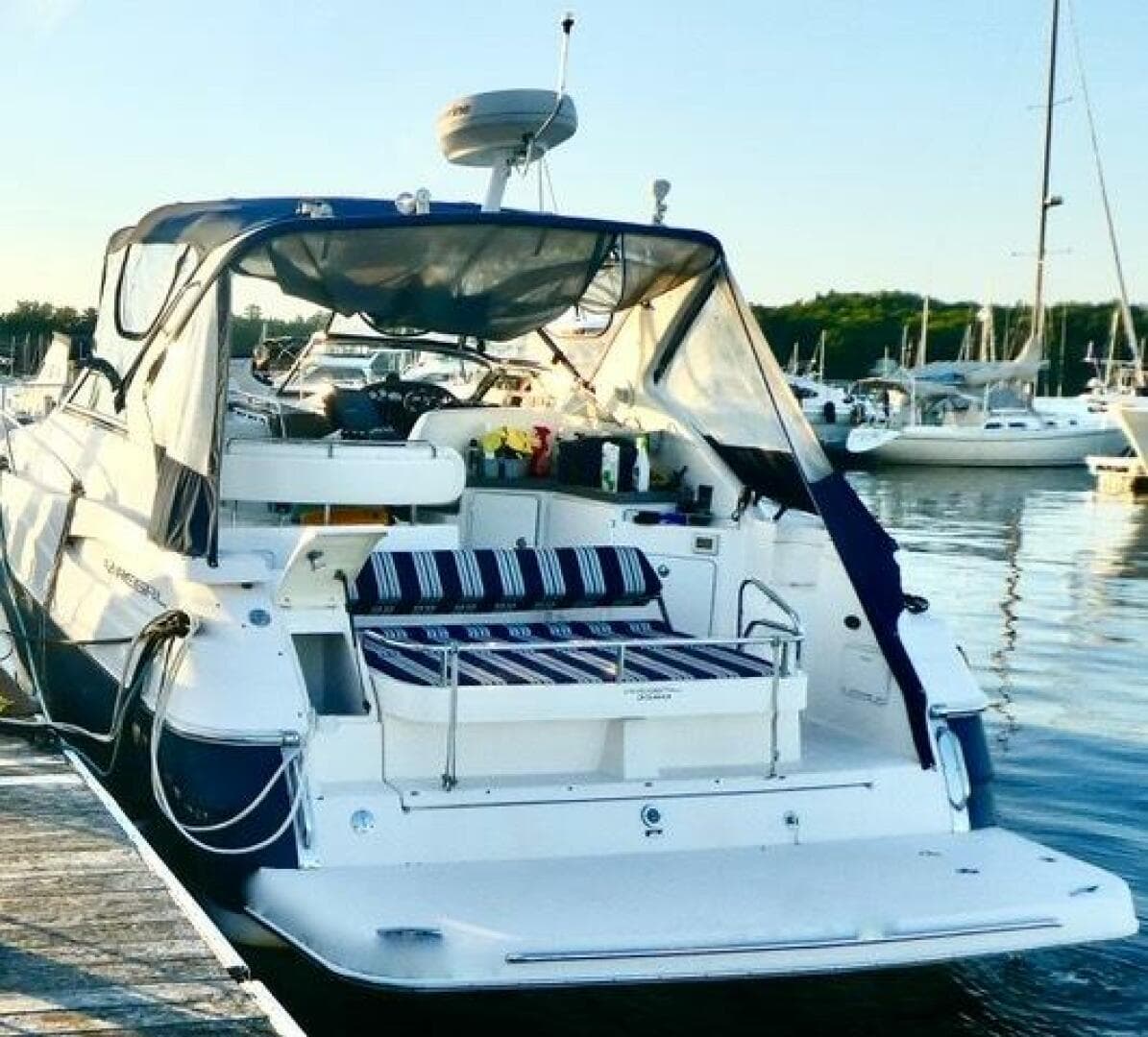 2005 Regal 3560 Commodore — photo 3