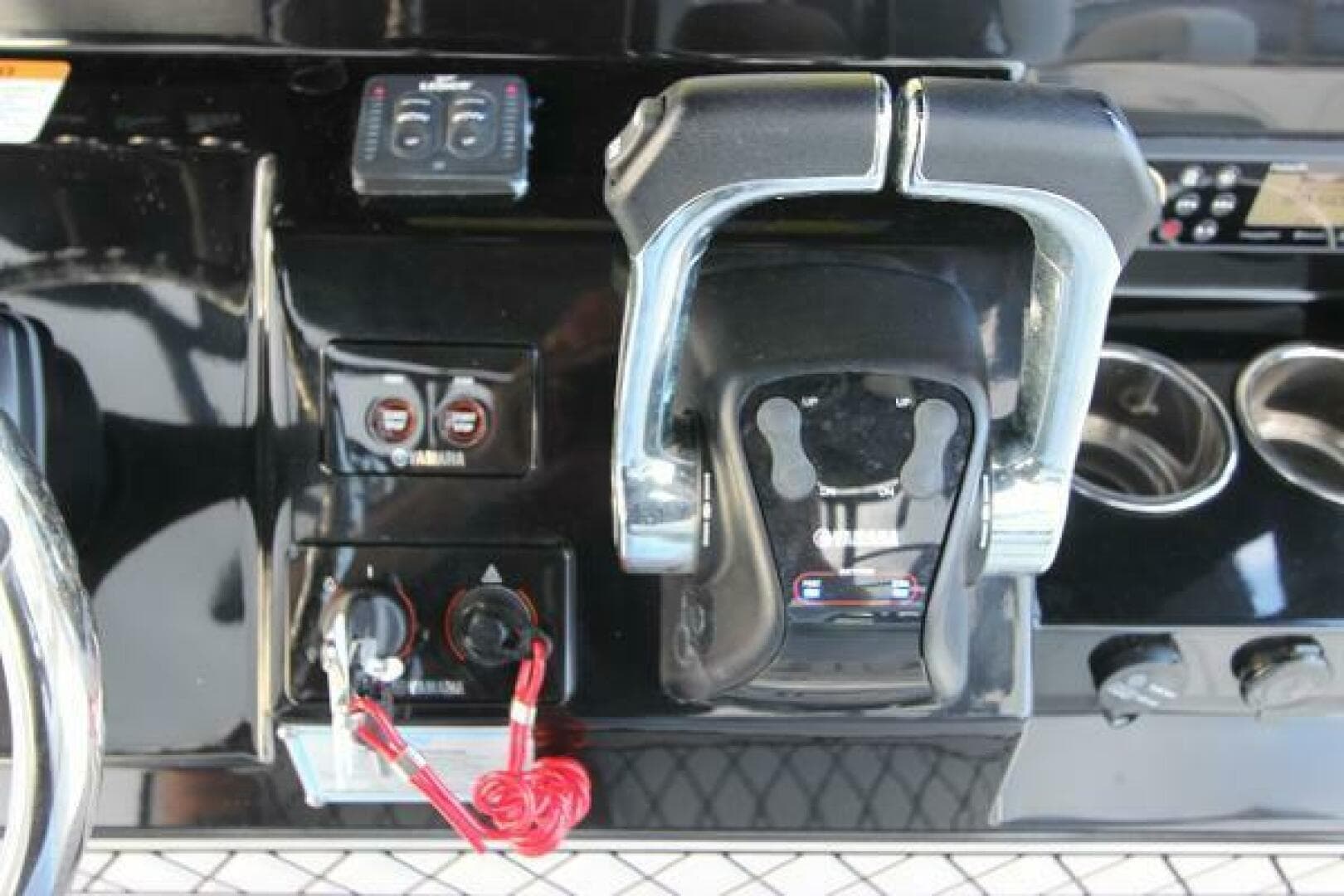 2020 Wellcraft 302 Fisherman — photo 26