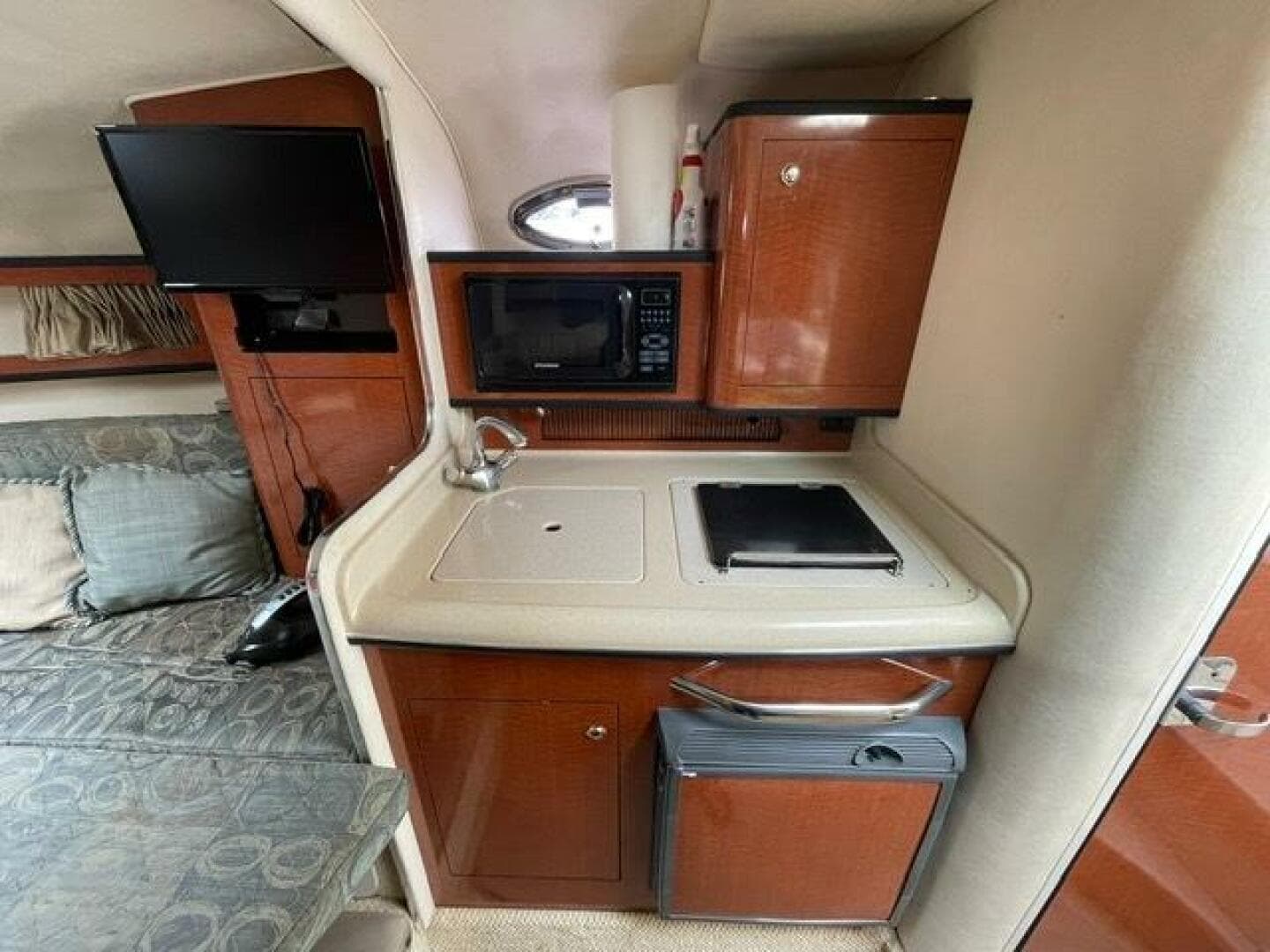 2004 Sea Ray 280 Sundancer — photo 8