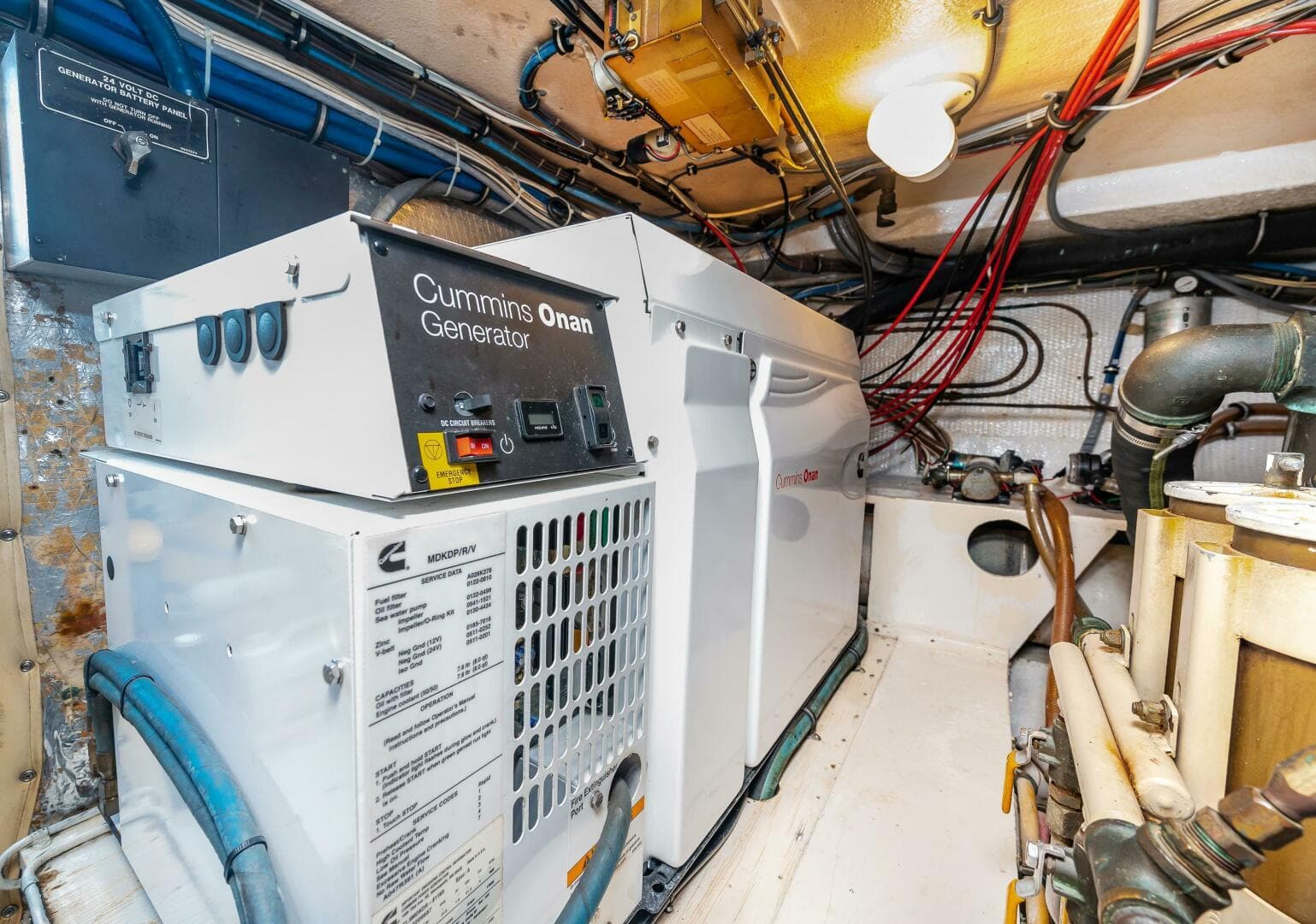 1992 Hatteras 50 Convertible — photo 34