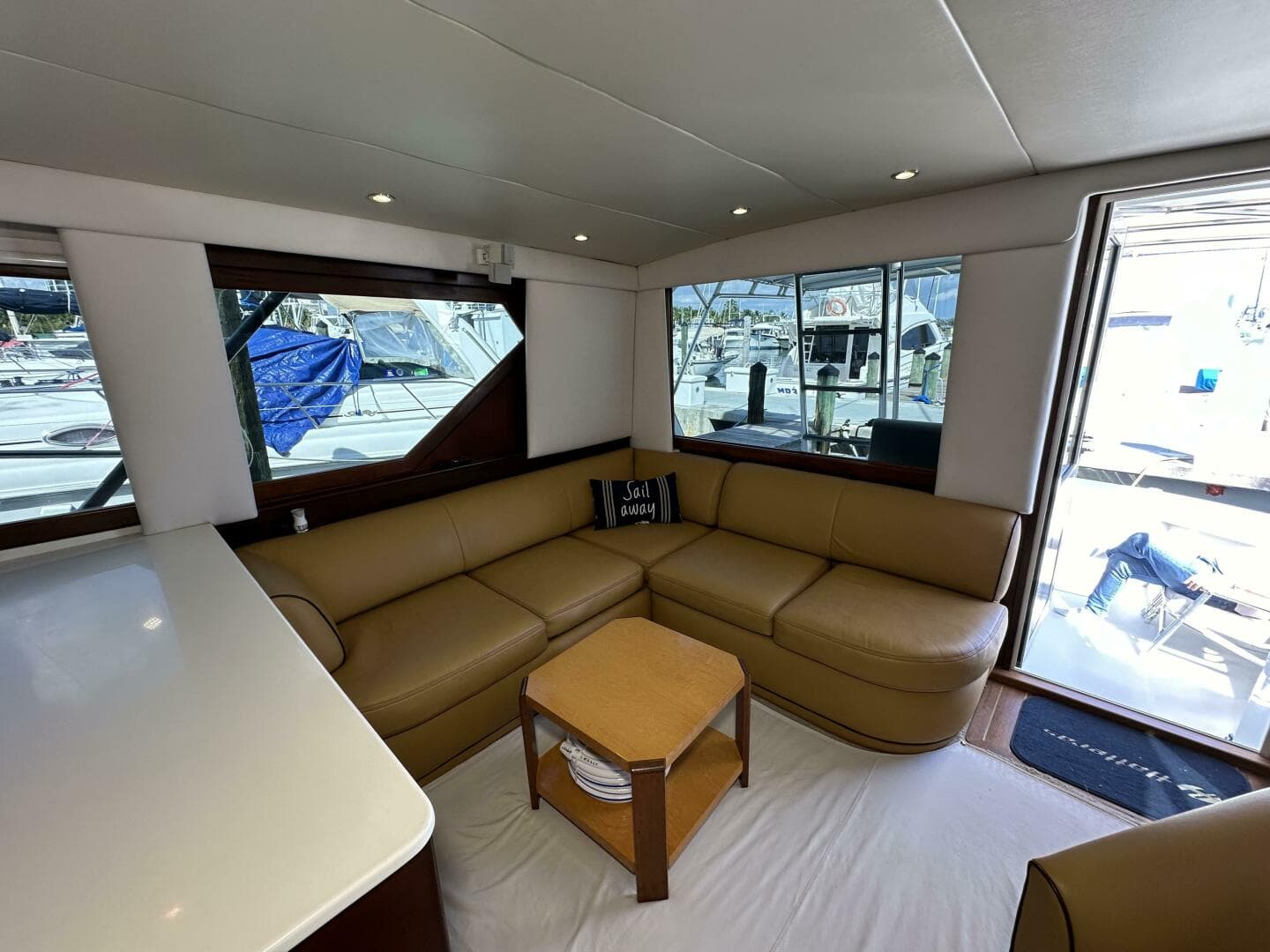 1992 Hatteras 50 Convertible — photo 52