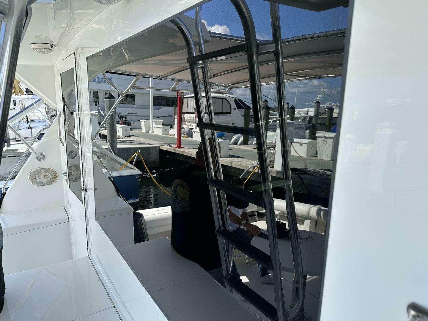 1992 Hatteras 50 Convertible — photo 58