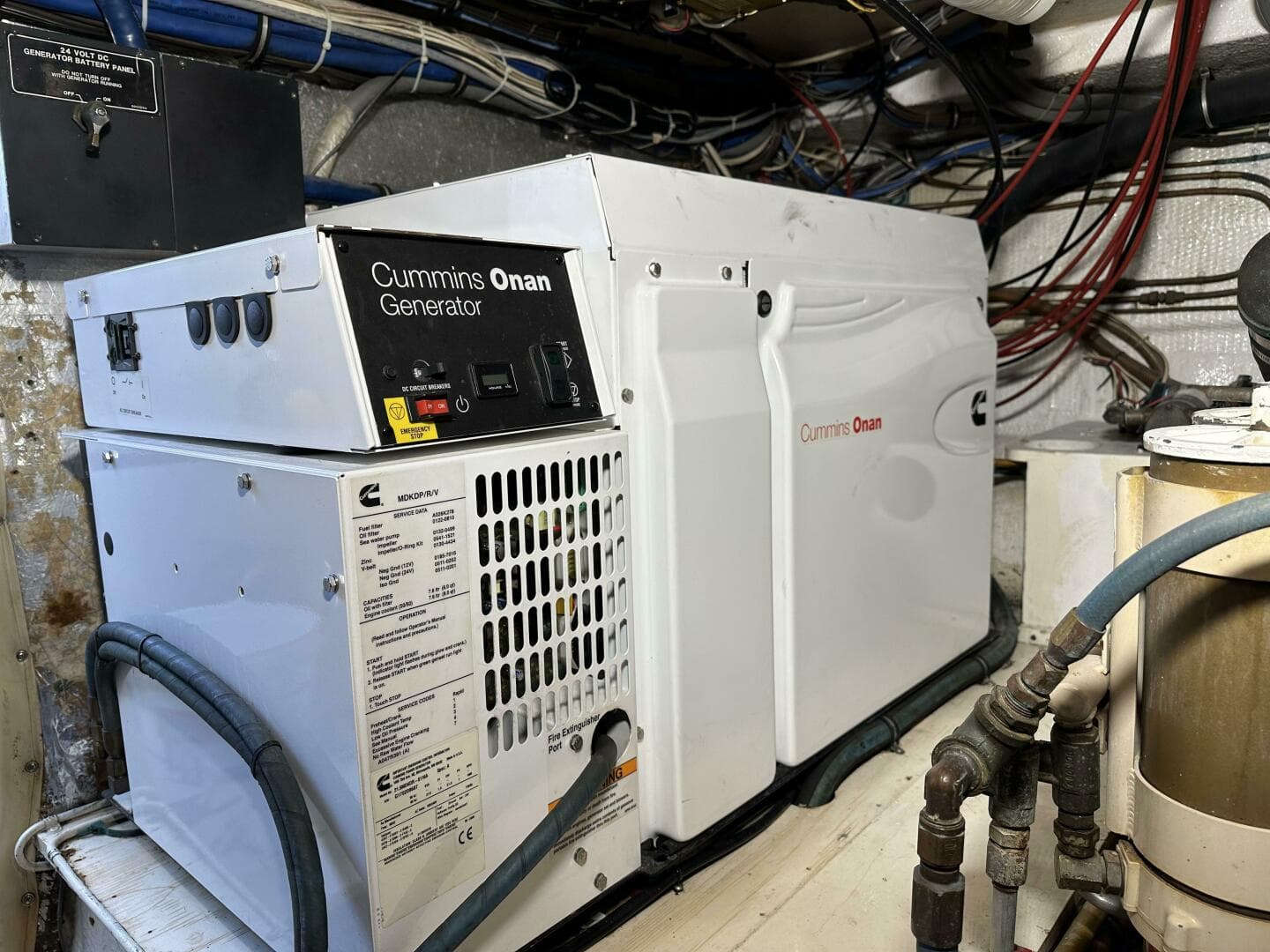 1992 Hatteras 50 Convertible — photo 39