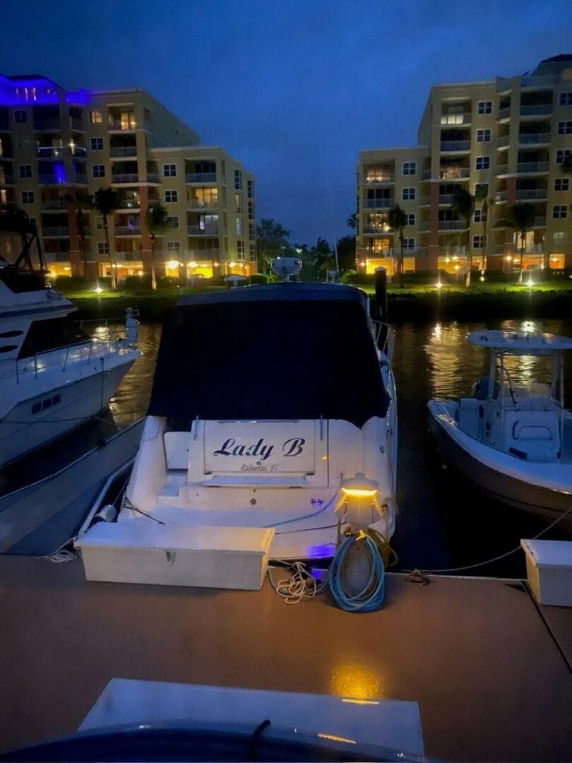 2008 Rinker — photo 9