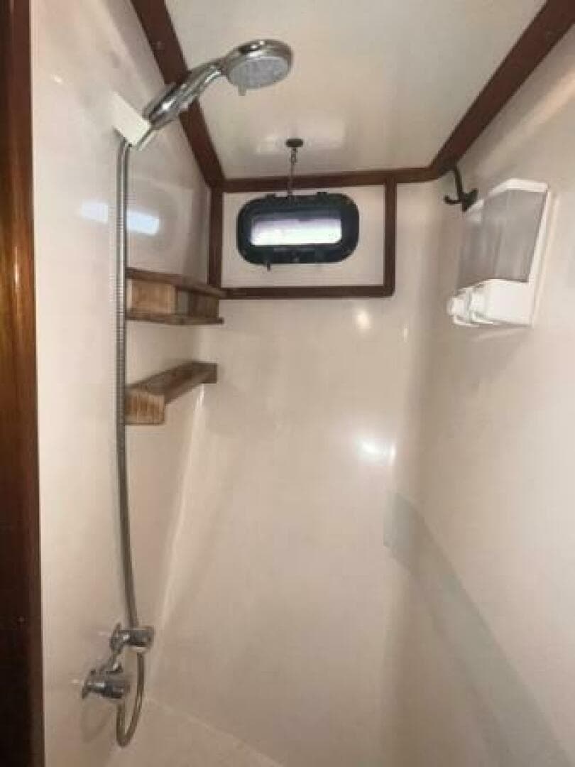 1987 Kadey-Krogen 42 — photo 17