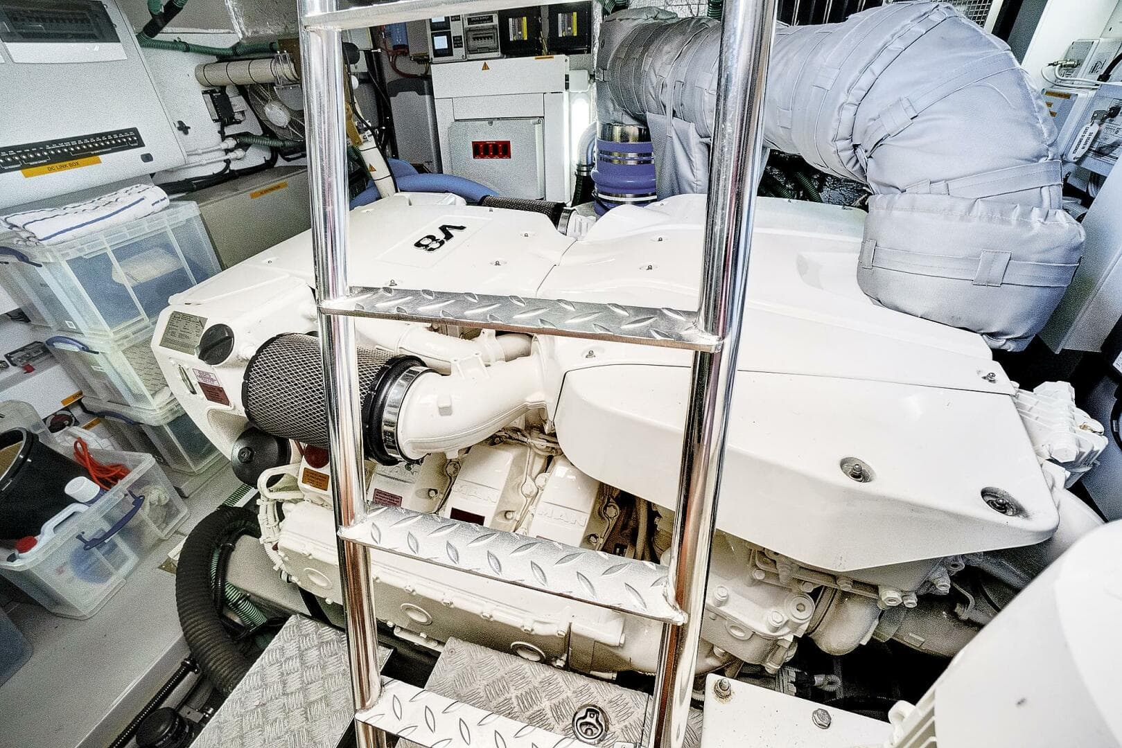 2017 Sunseeker 68 Sport Yacht — photo 65