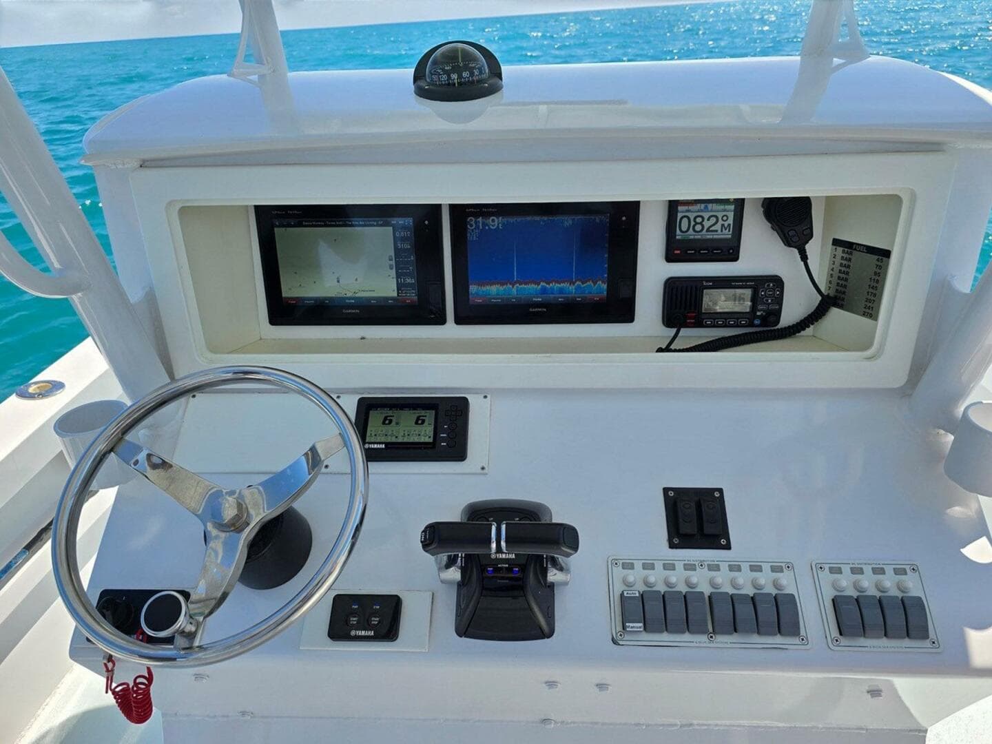 2012 Contender Custom 33 Center Console — photo 13