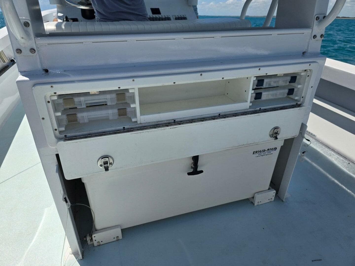 2012 Contender Custom 33 Center Console — photo 21