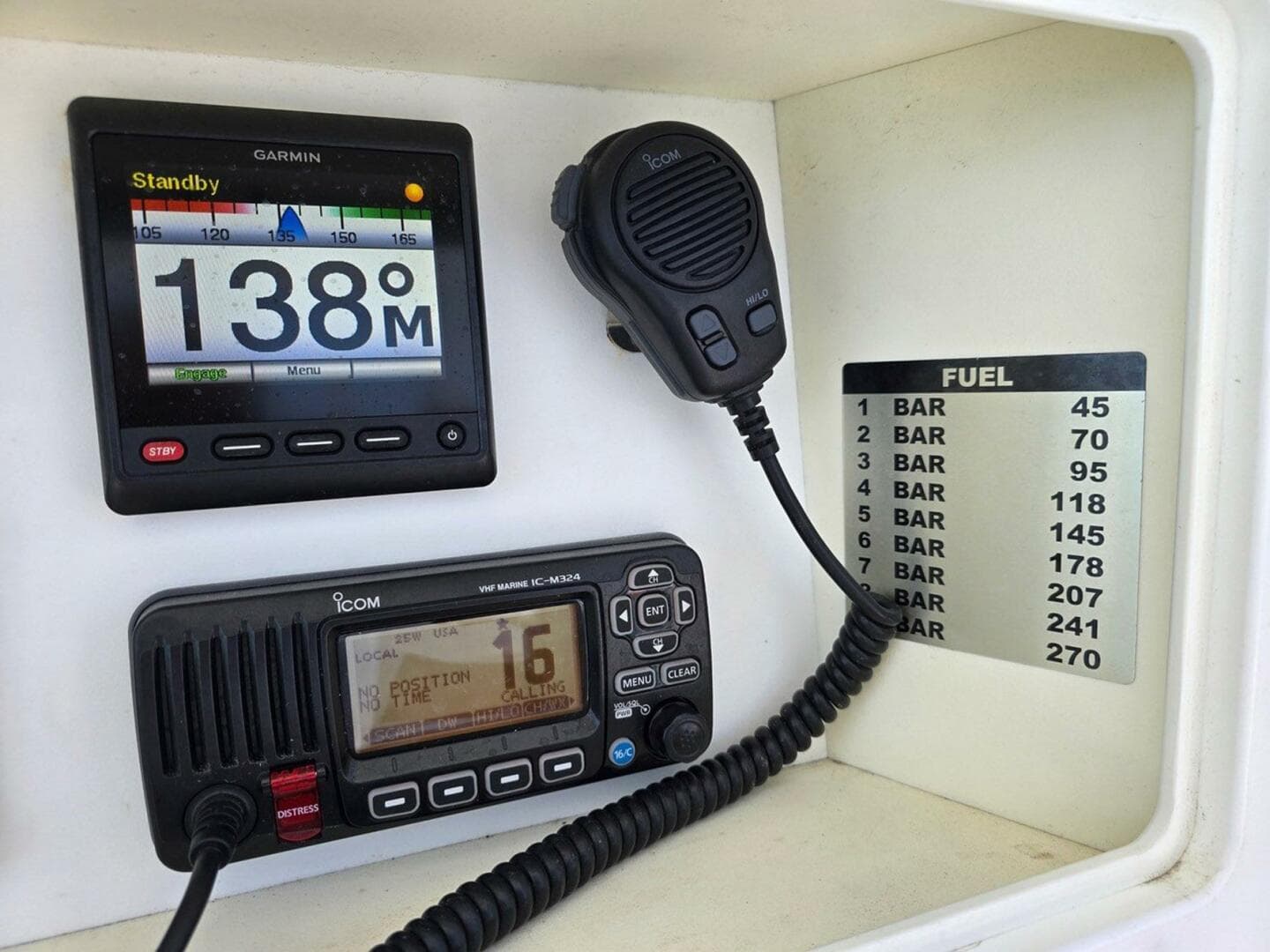 2012 Contender Custom 33 Center Console — photo 16