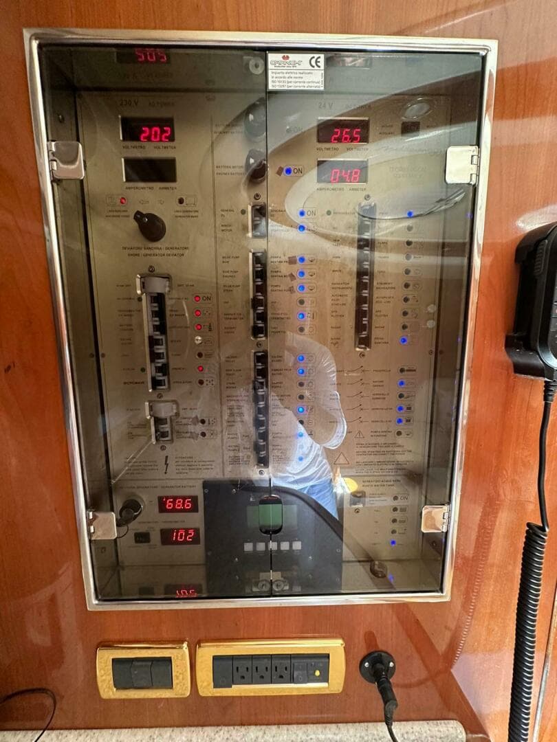 2007 Cranchi Mediterranee 50 HT — photo 54