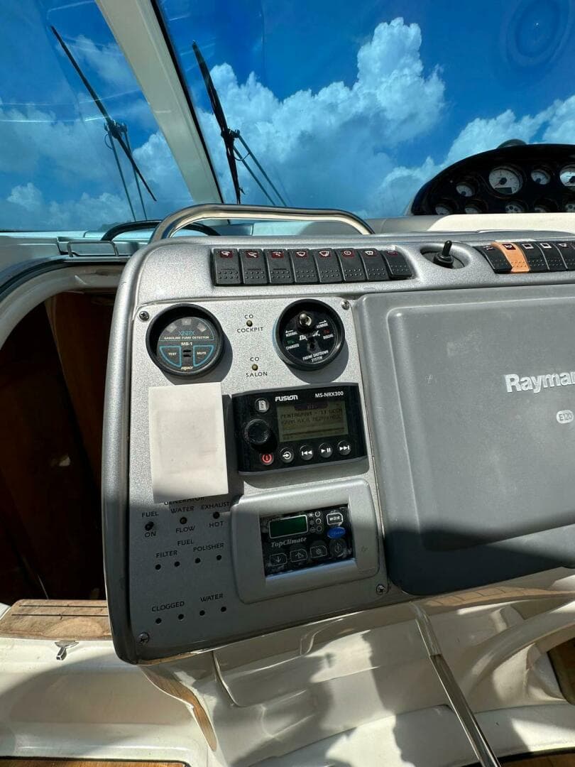 2007 Cranchi Mediterranee 50 HT — photo 24